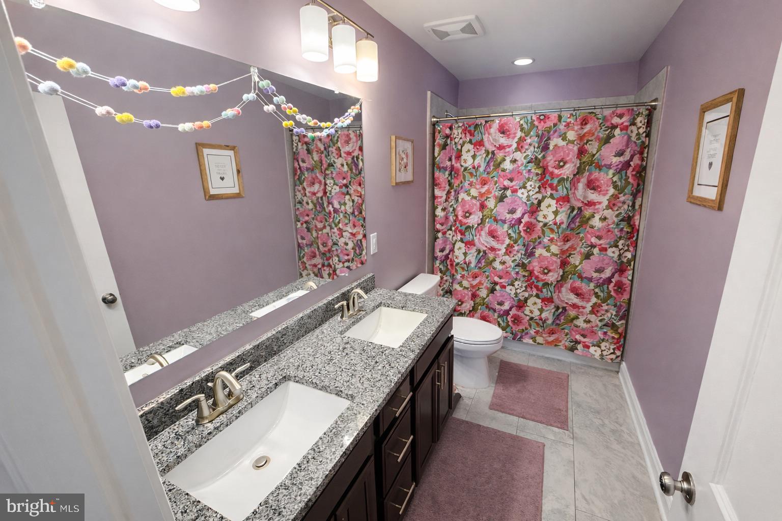 HAMILTON RESERVE - Residential