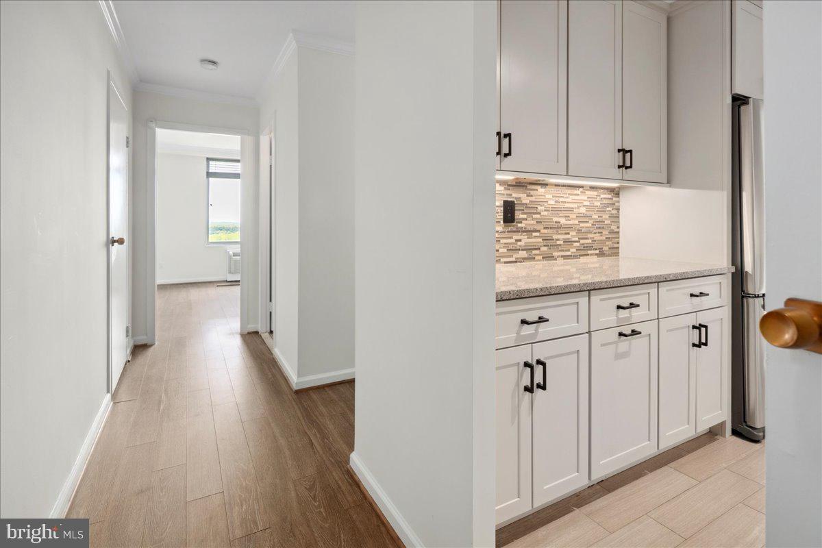 WASHINGTONIAN TOWER - Residential