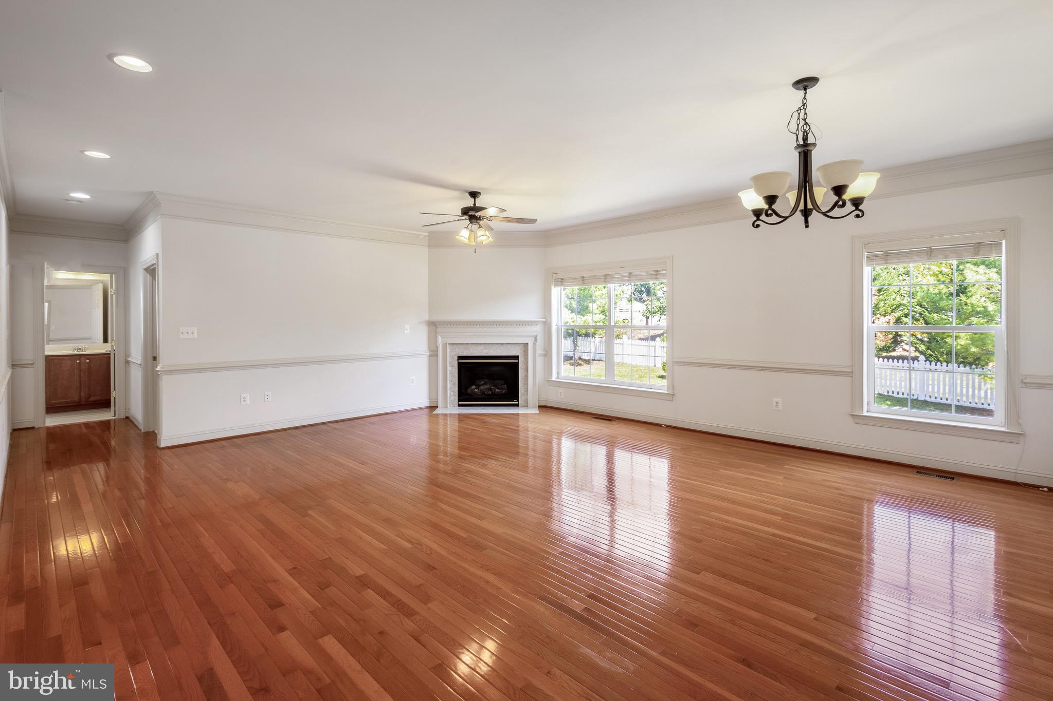 LEELAND STATION - Residential