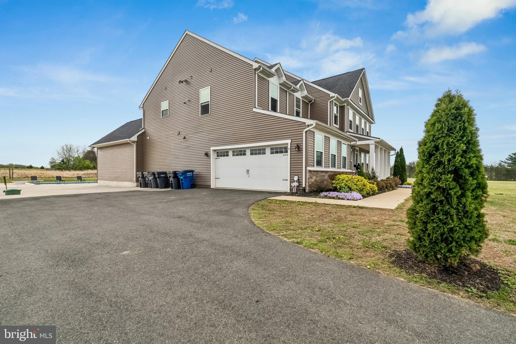 CARRIAGE FORD - Residential