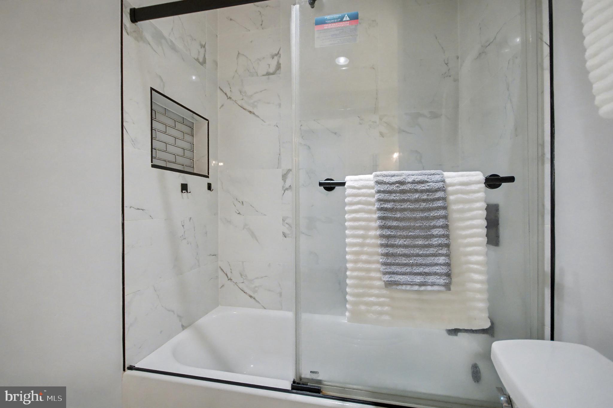 GEORGETOWN HOUSES - Residential