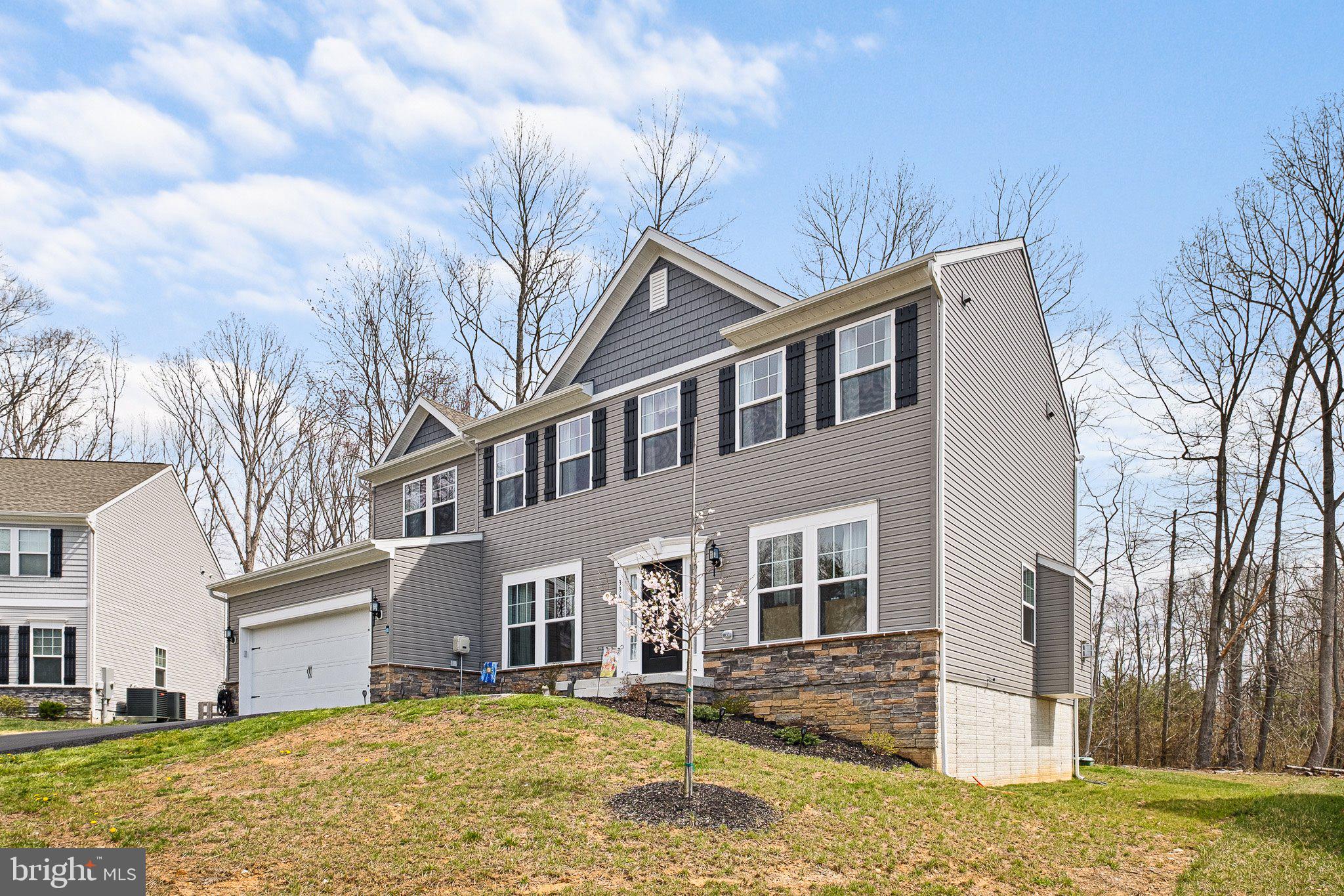 ELK NEST - Residential