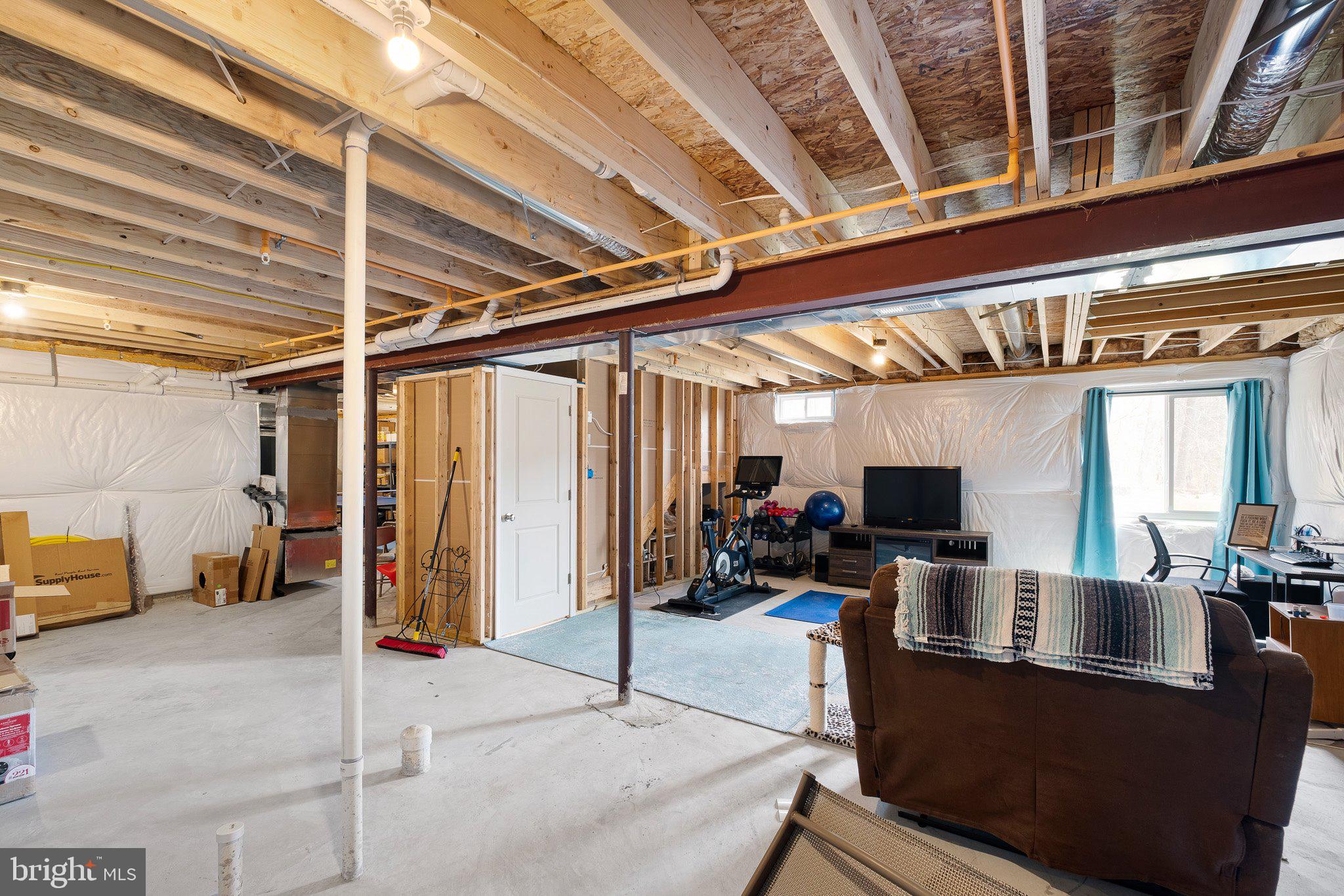 ELK NEST - Residential