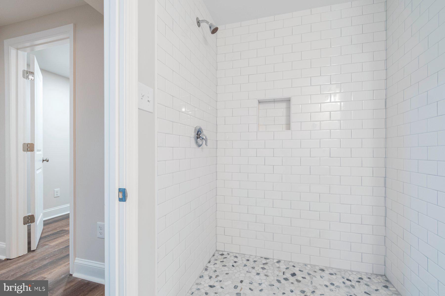 BEVERLY HILLS - Residential