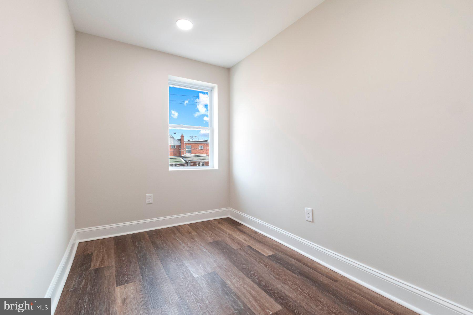 BEVERLY HILLS - Residential