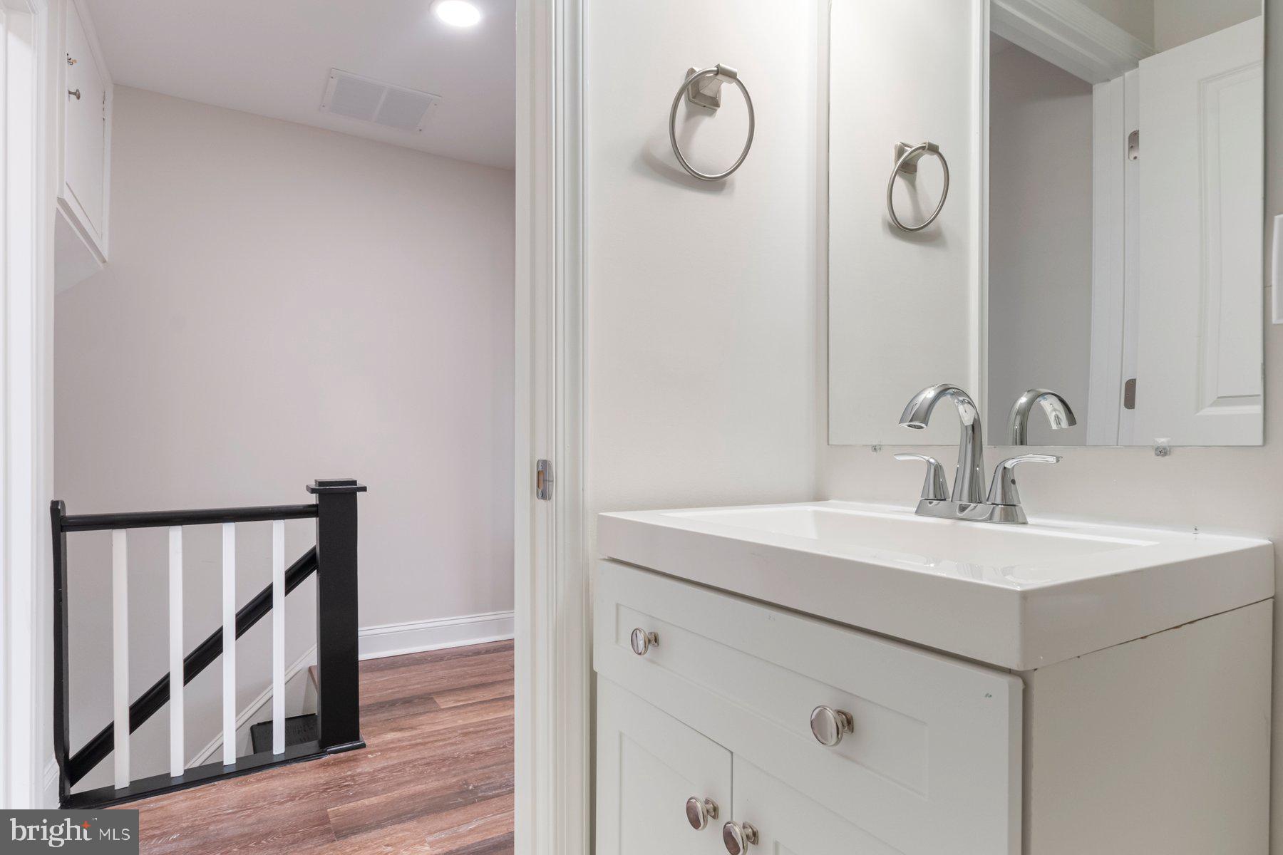 BEVERLY HILLS - Residential