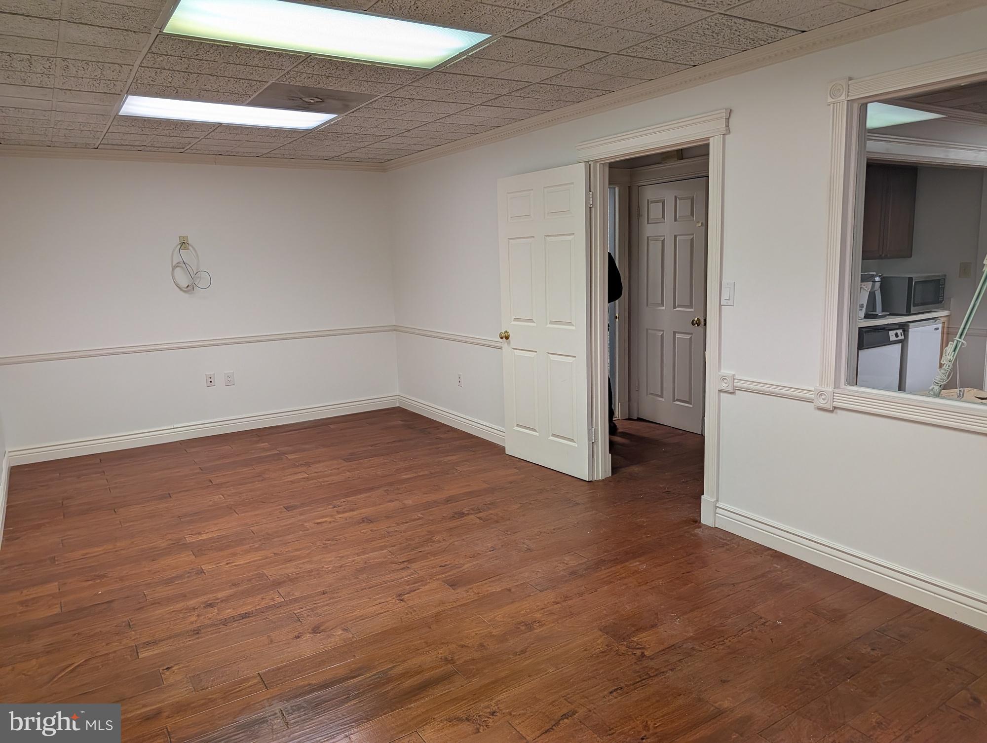 4153 CHAIN BRIDGE ROAD