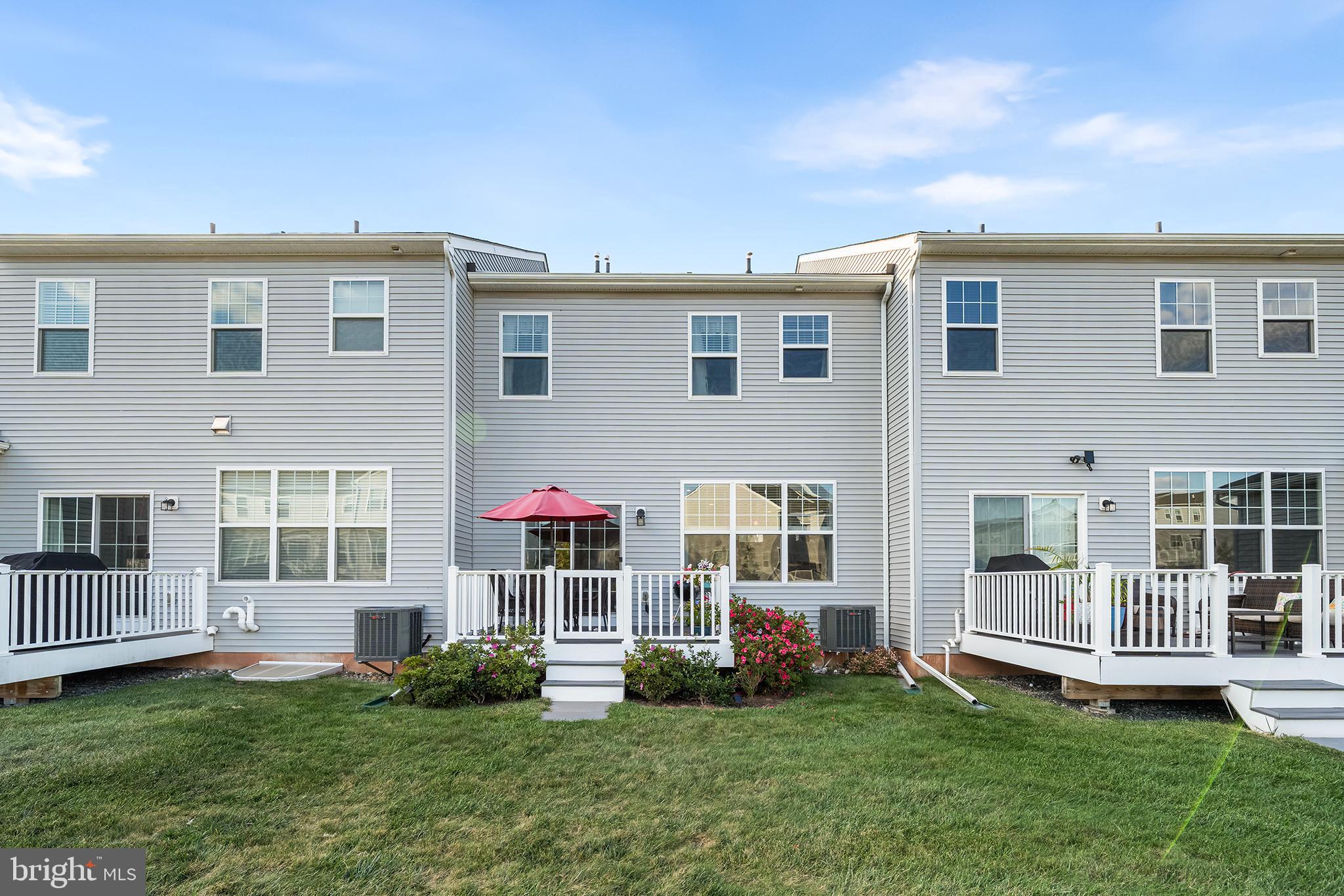 ENCLAVE AT RIDGEWOOD - Residential