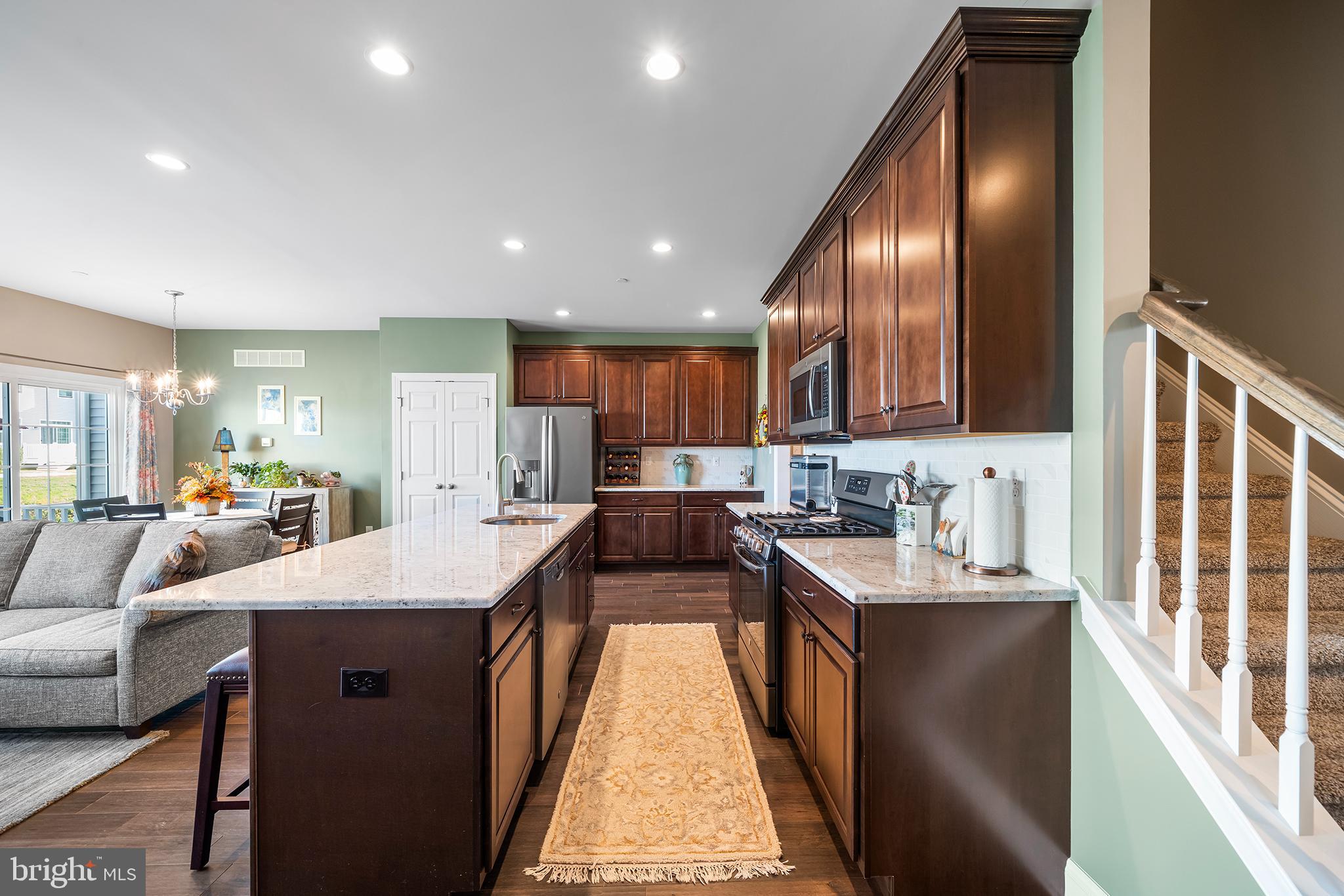 ENCLAVE AT RIDGEWOOD - Residential