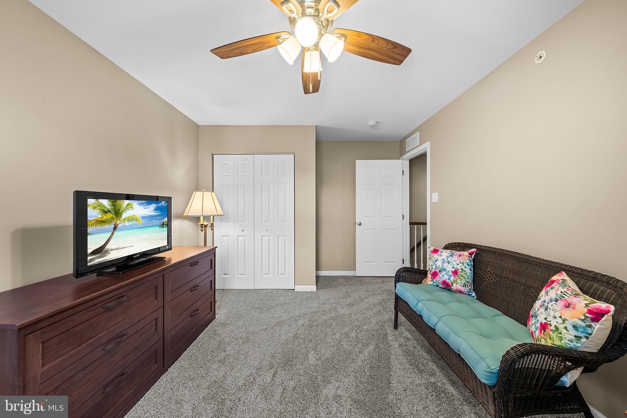 ENCLAVE AT RIDGEWOOD - Residential