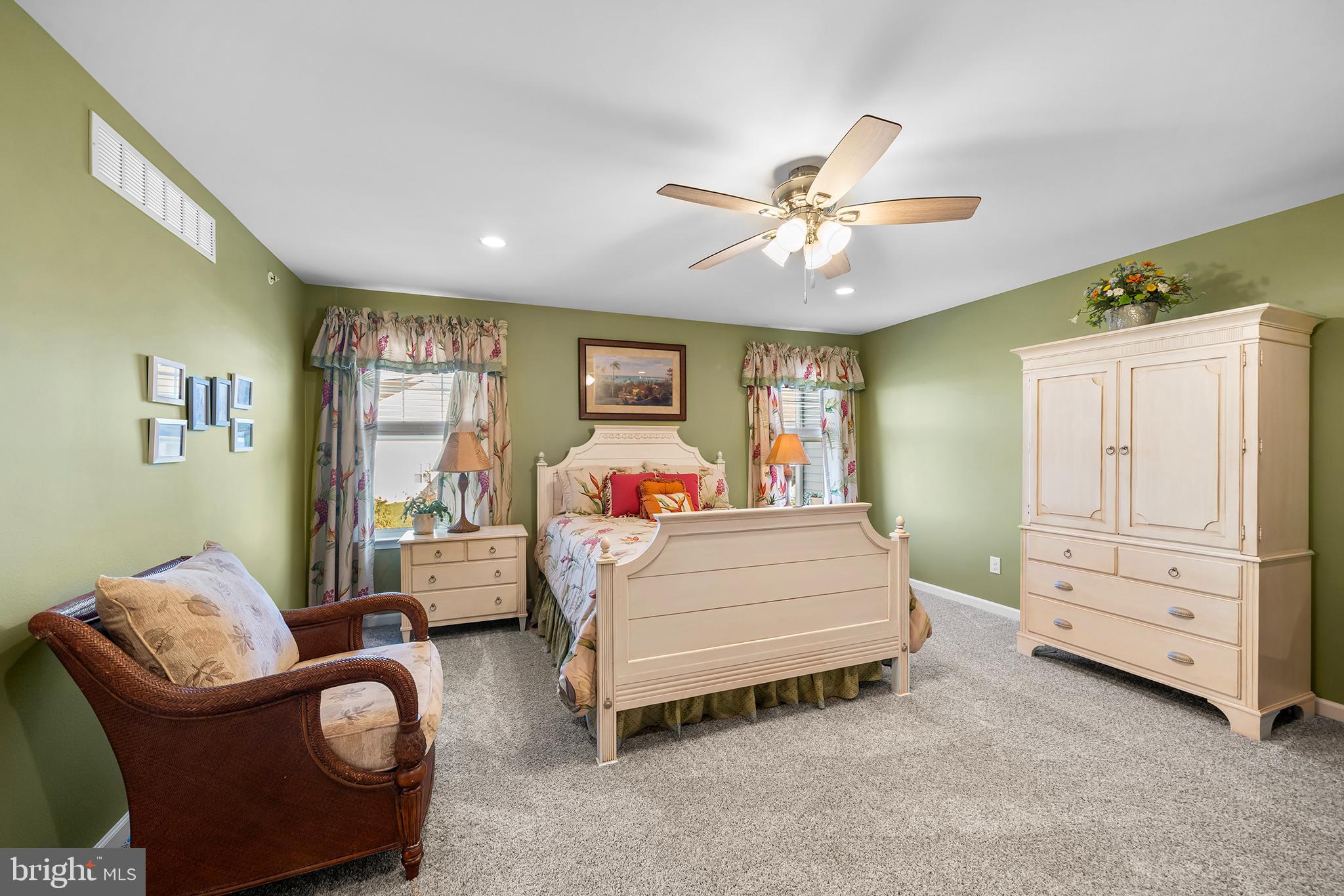 ENCLAVE AT RIDGEWOOD - Residential