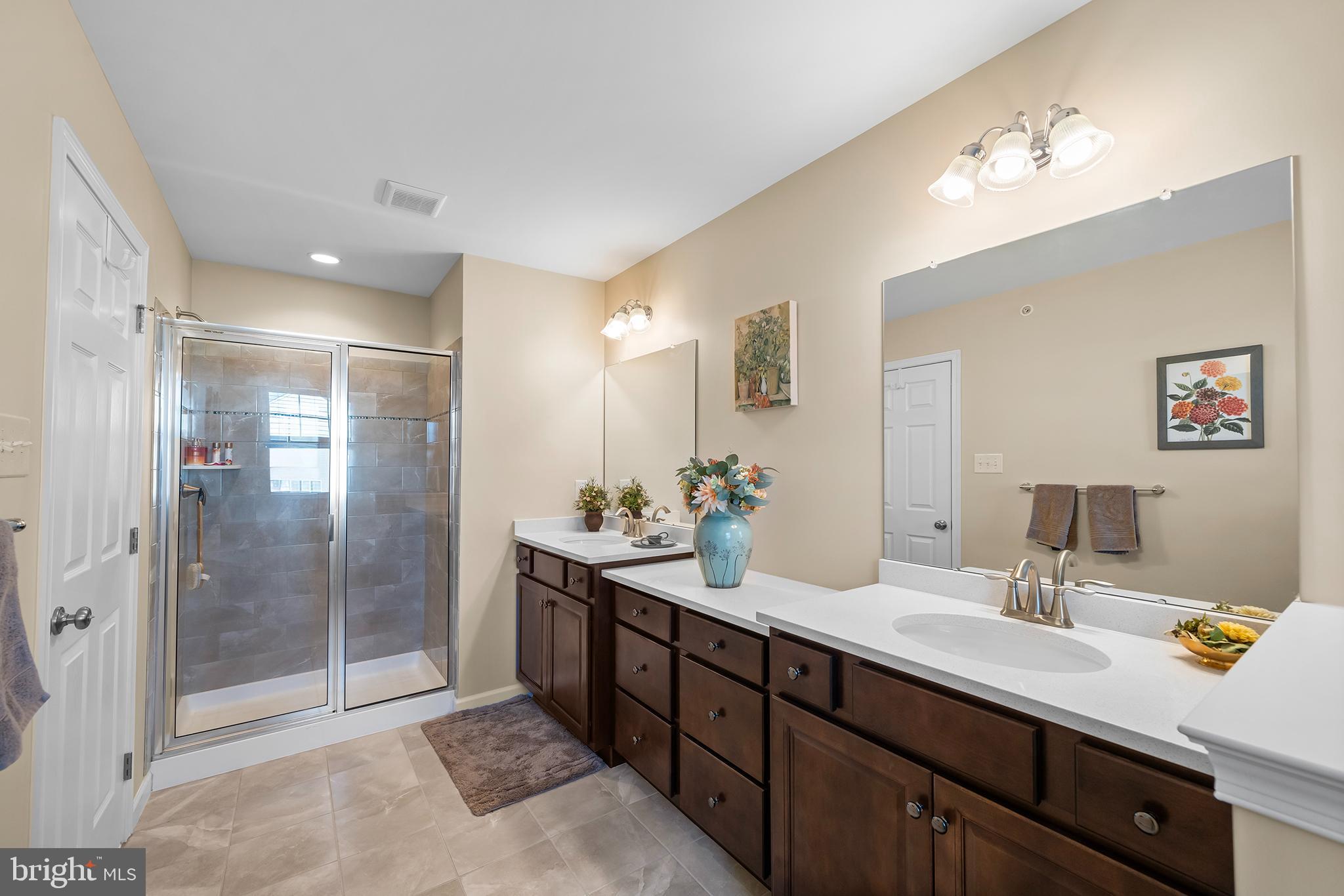 ENCLAVE AT RIDGEWOOD - Residential