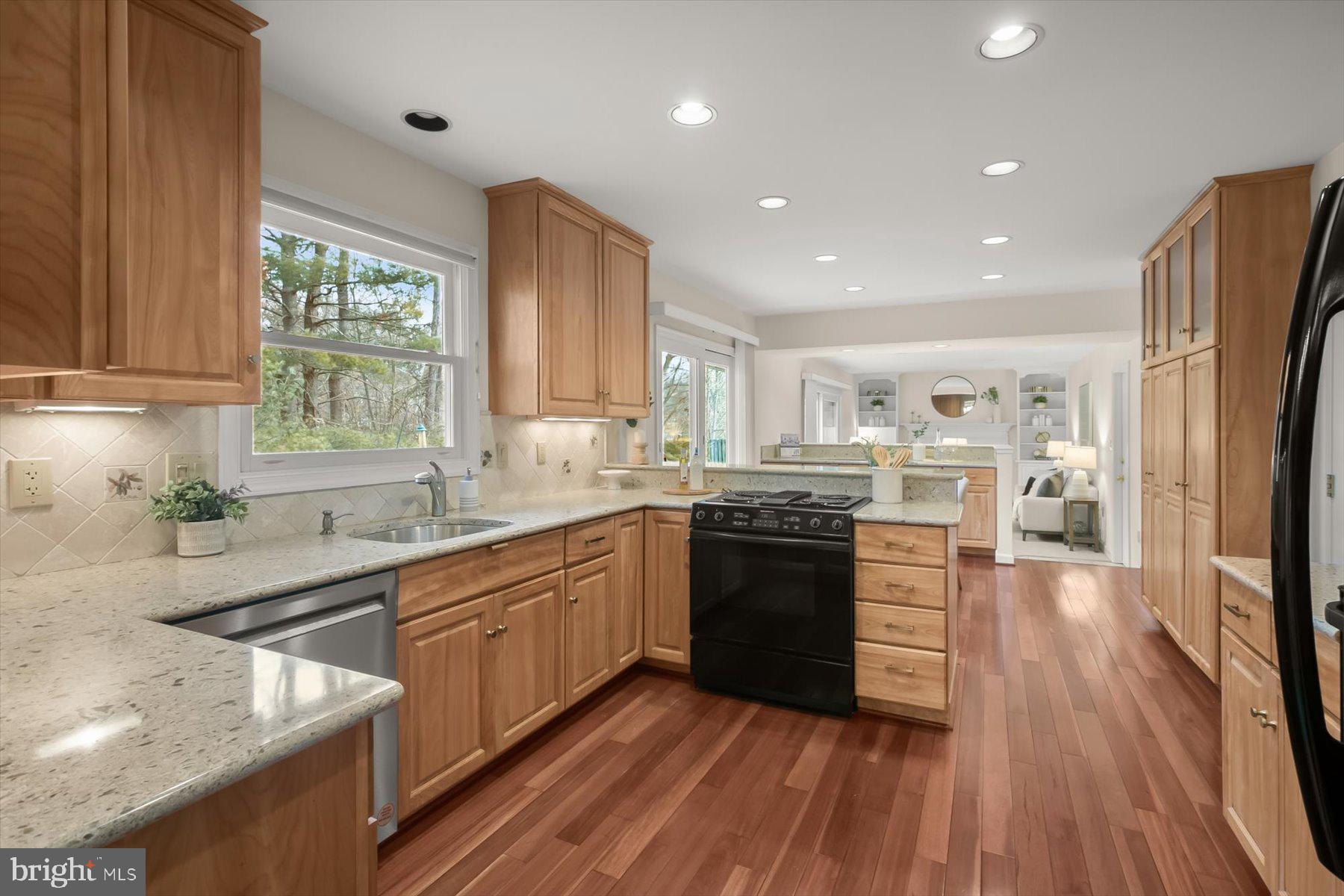 HORIZON HILL - Residential