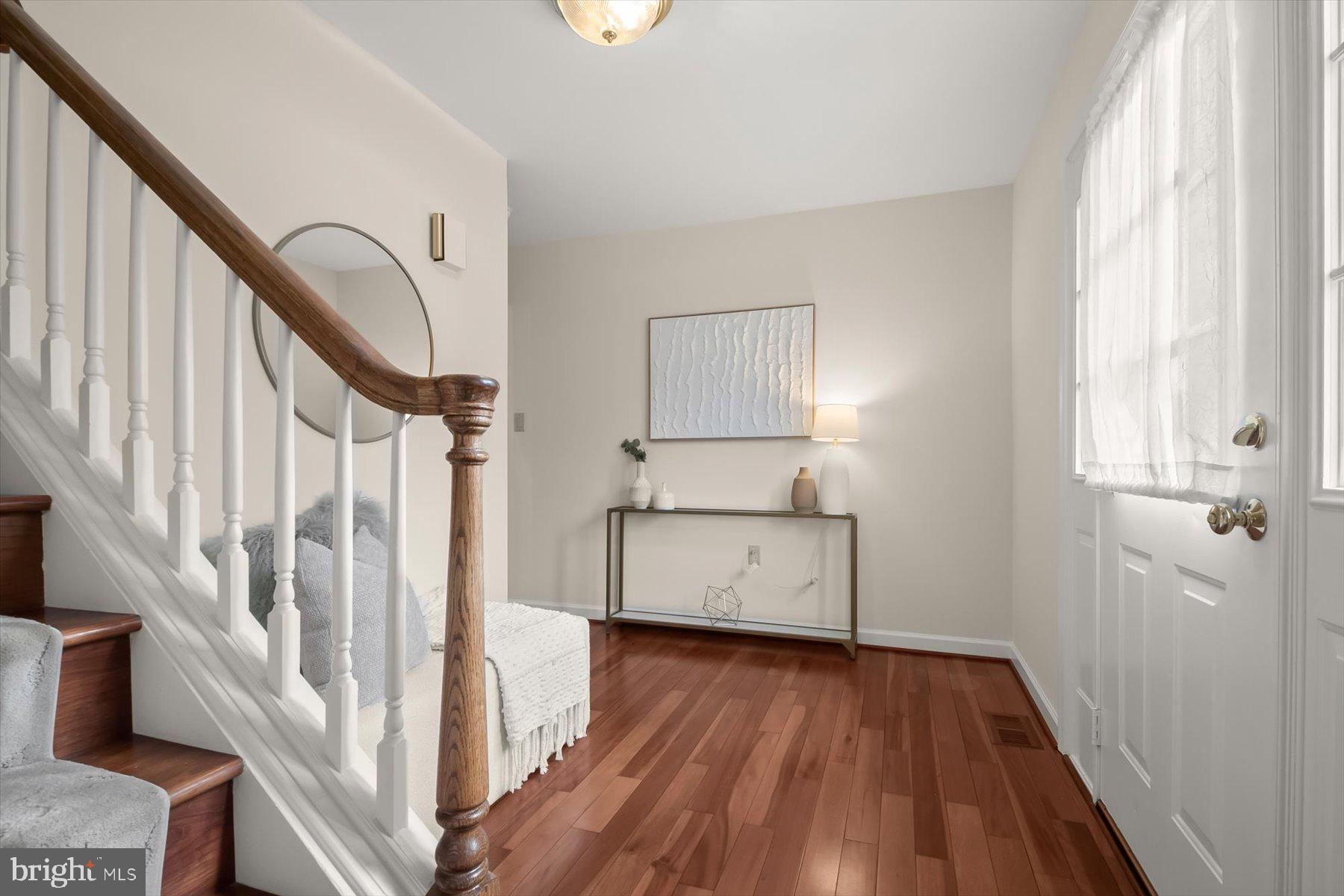 1727 GLASTONBERRY ROAD