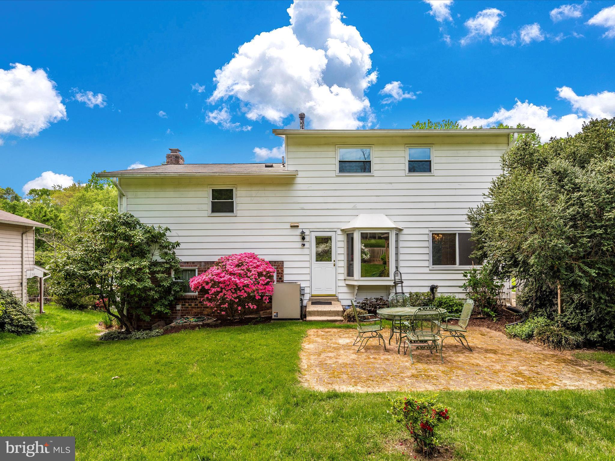 ROCK CREEK MANOR - Residential