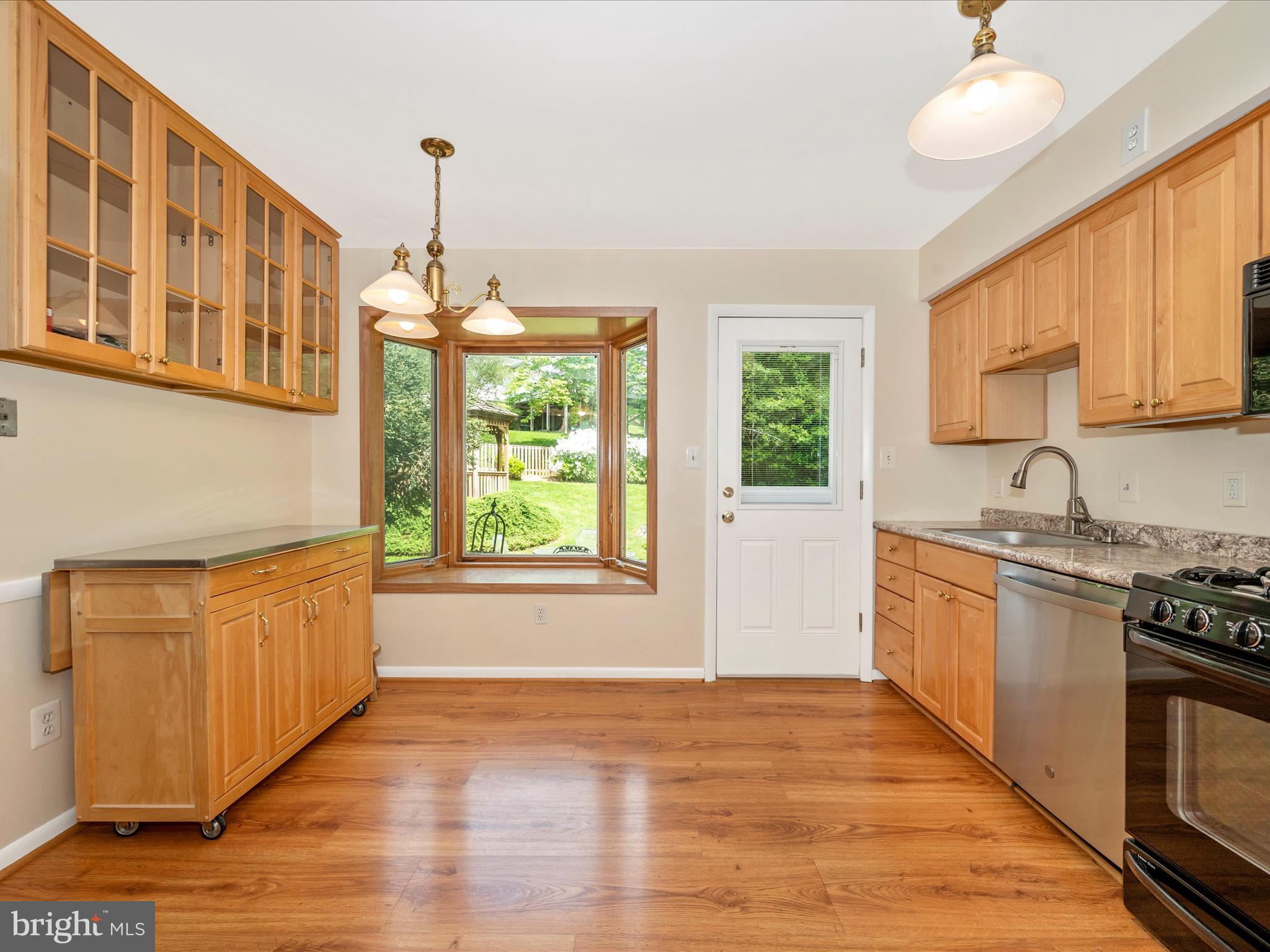 ROCK CREEK MANOR - Residential