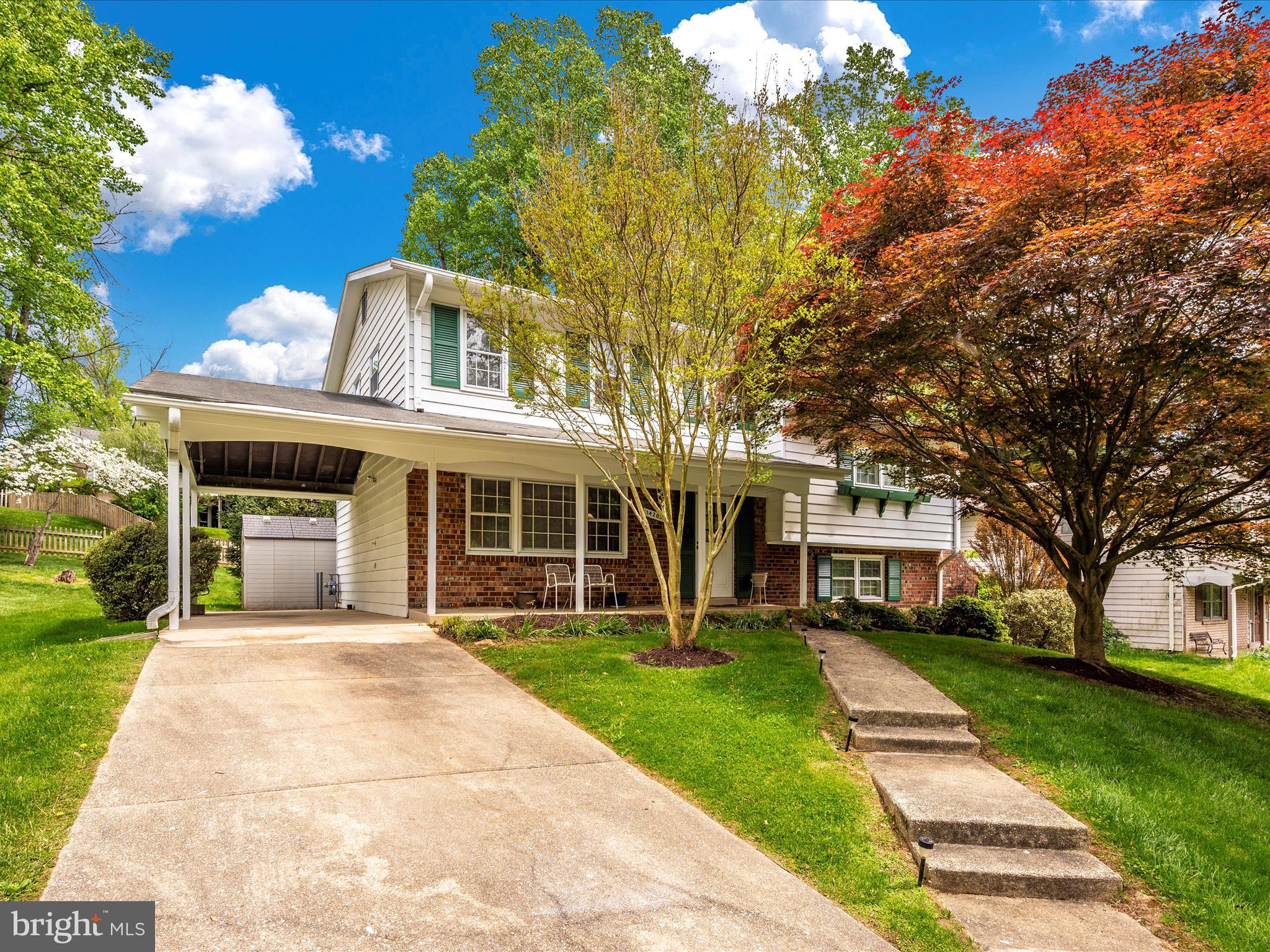 ROCK CREEK MANOR - Residential