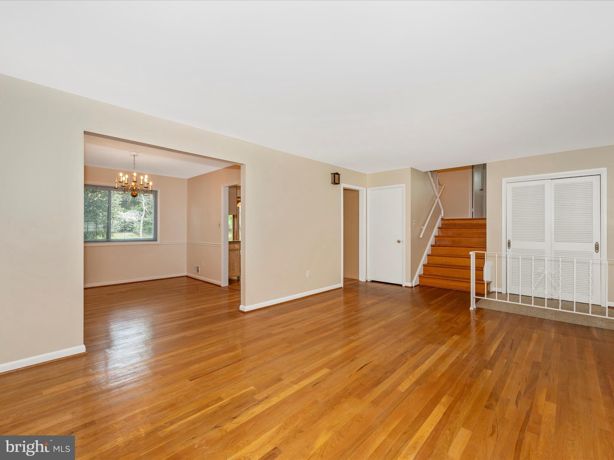 ROCK CREEK MANOR - Residential