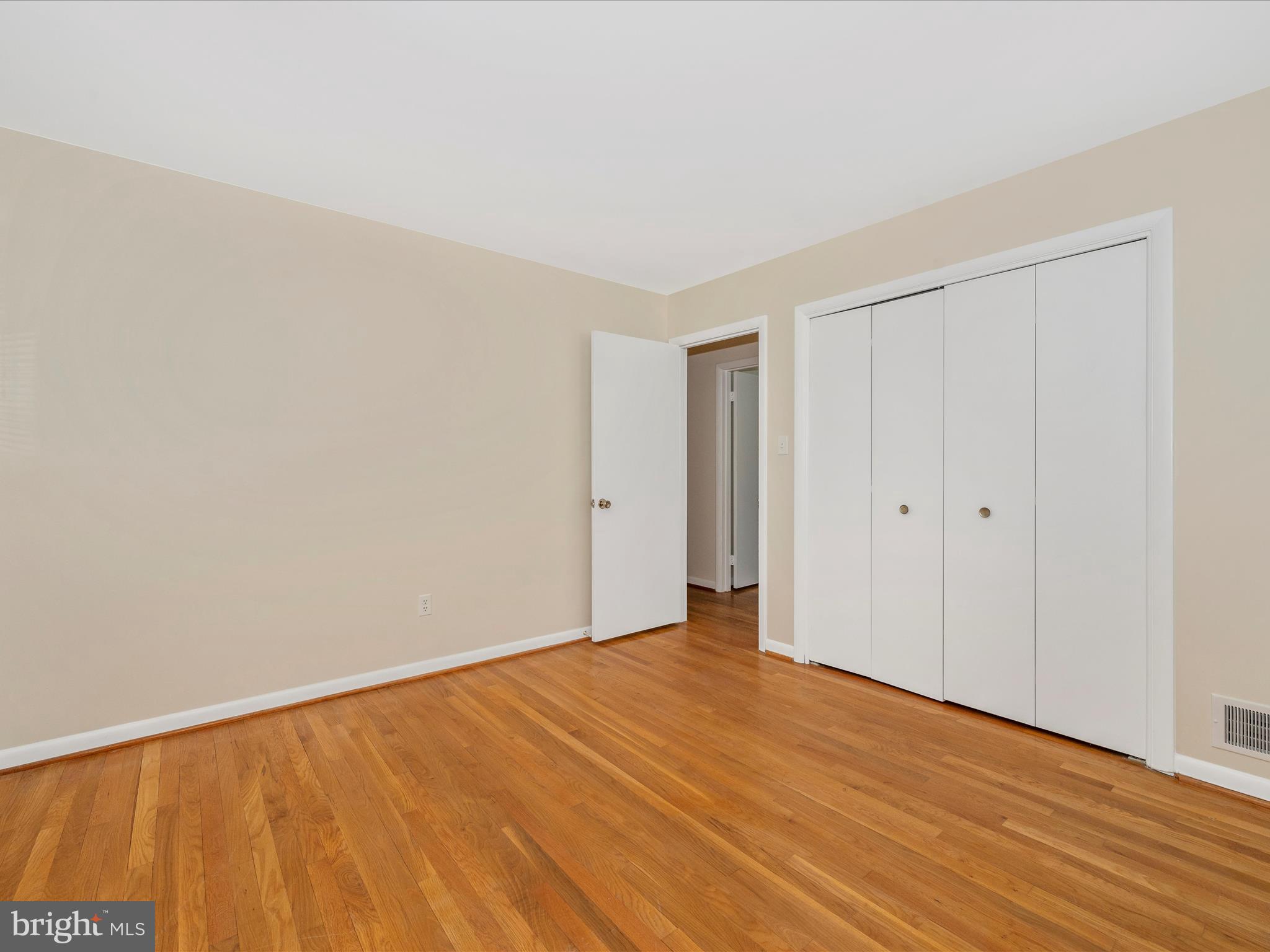 ROCK CREEK MANOR - Residential