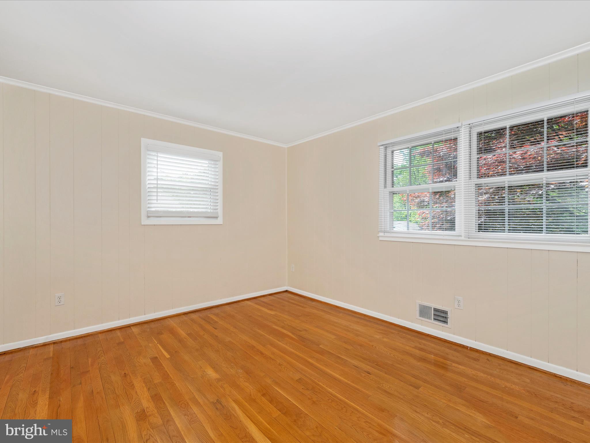 ROCK CREEK MANOR - Residential