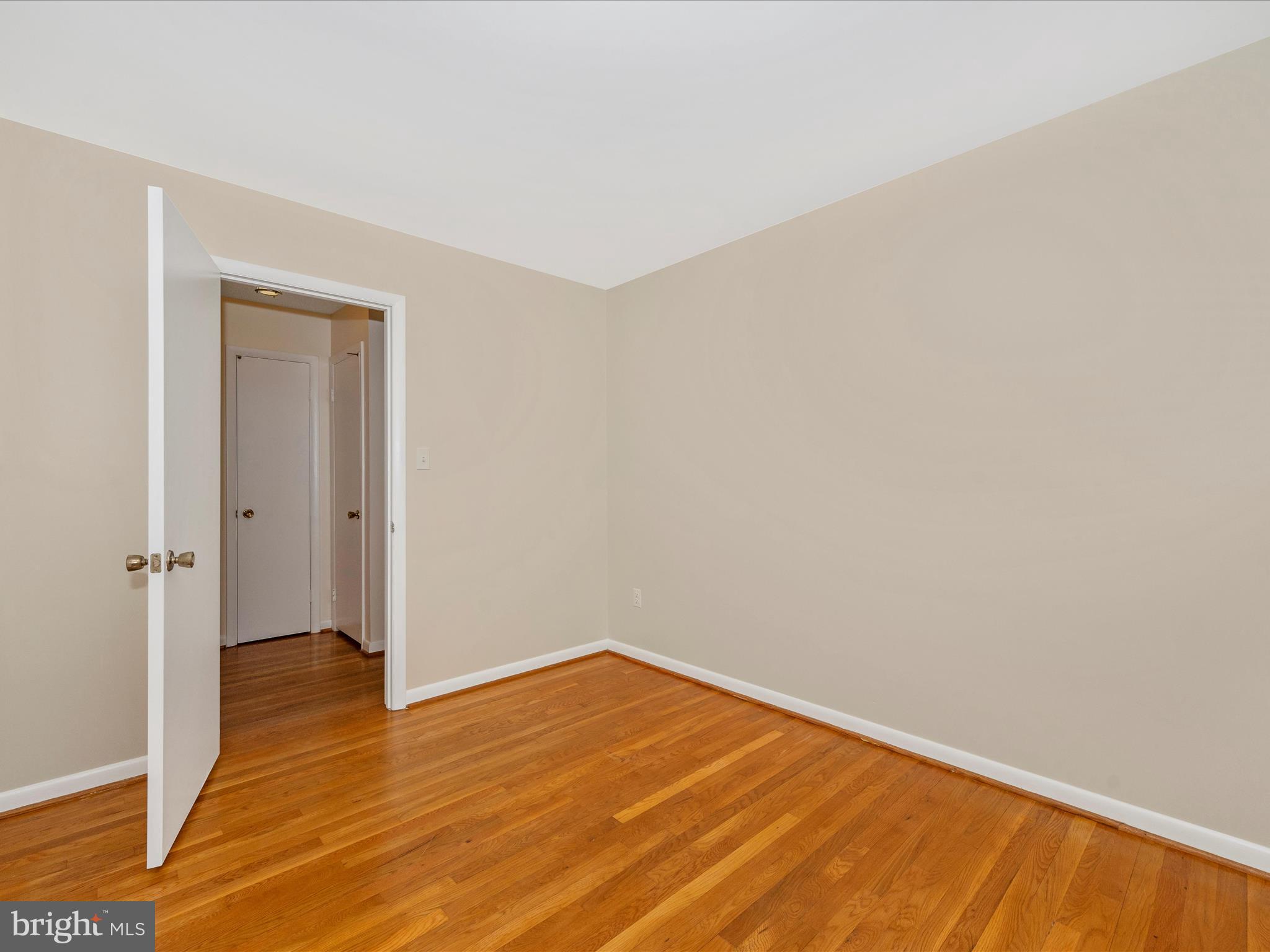 ROCK CREEK MANOR - Residential