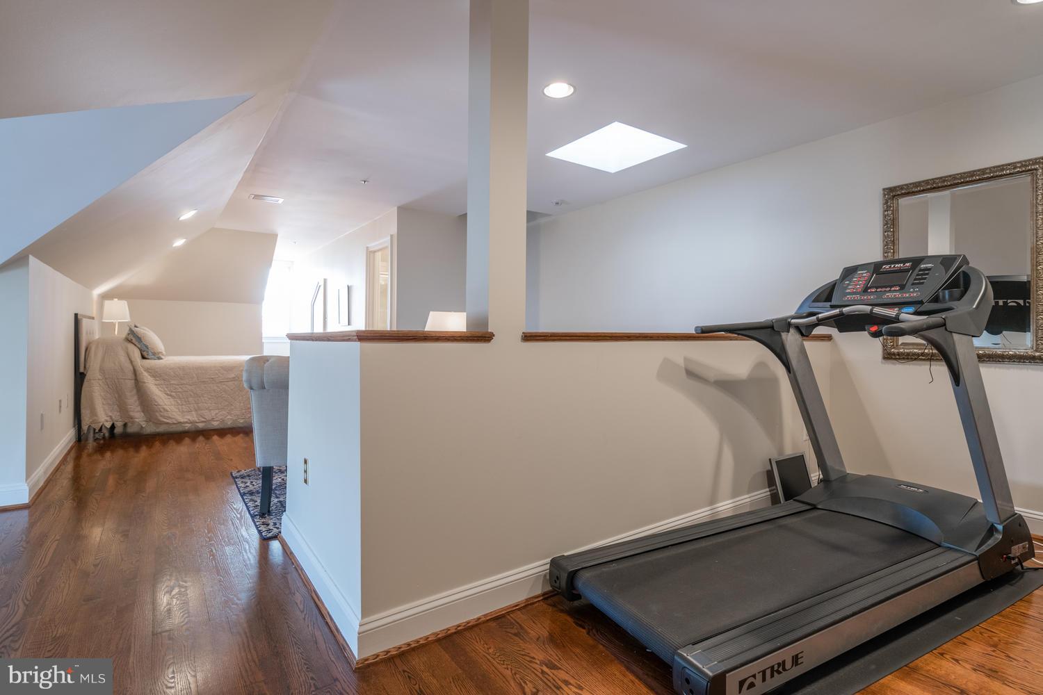 HARBORSIDE - Residential