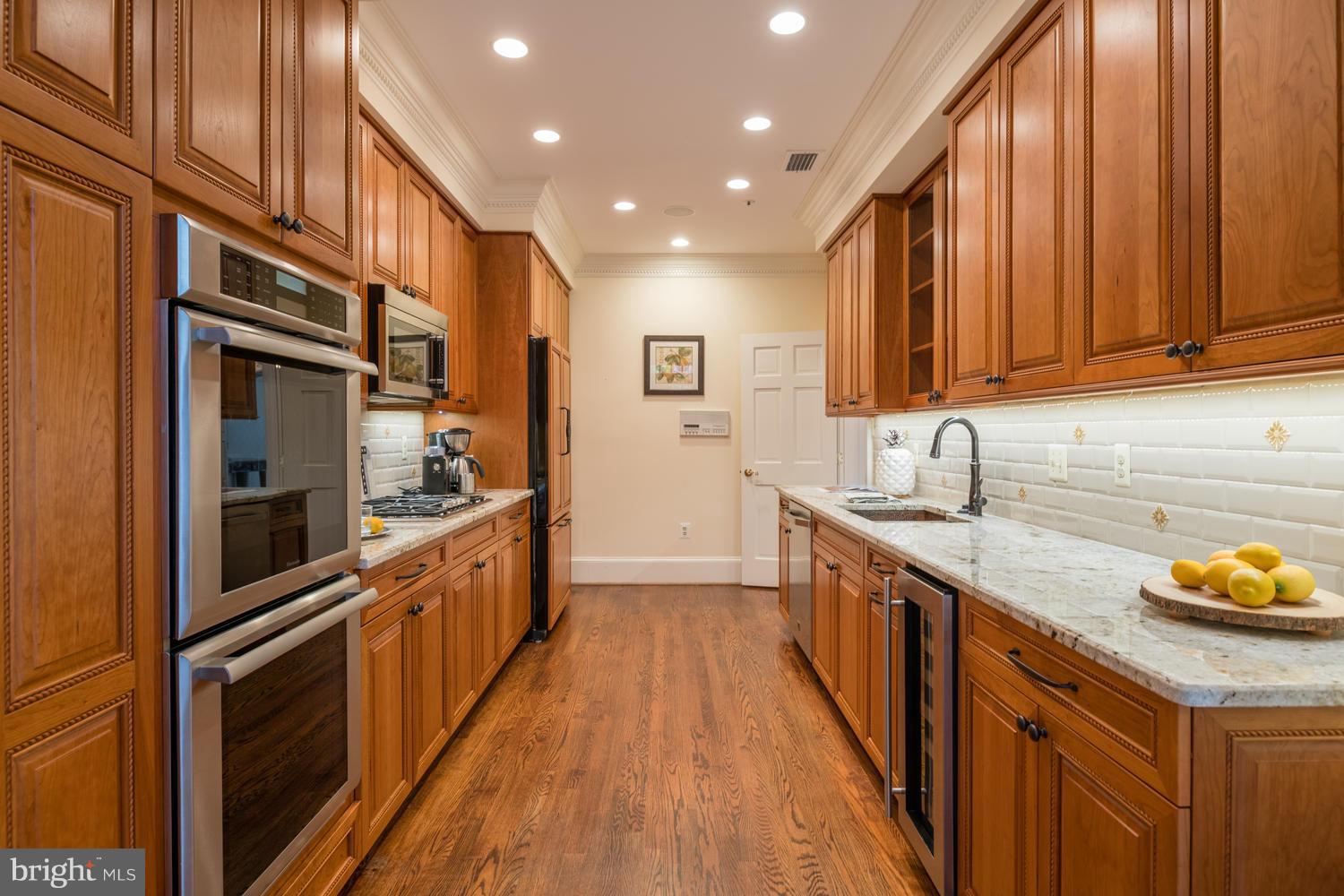 HARBORSIDE - Residential