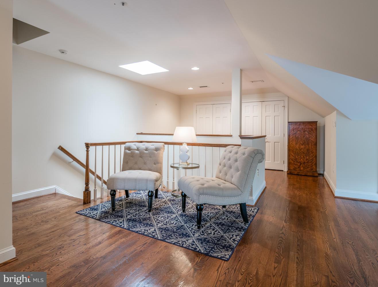 HARBORSIDE - Residential