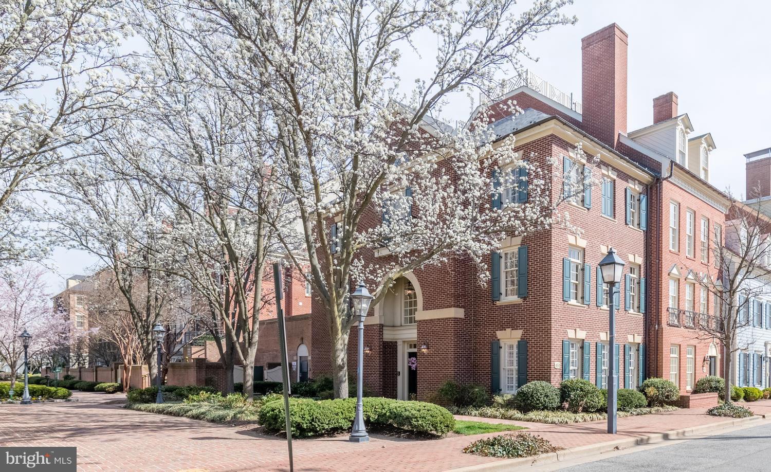 HARBORSIDE - Residential