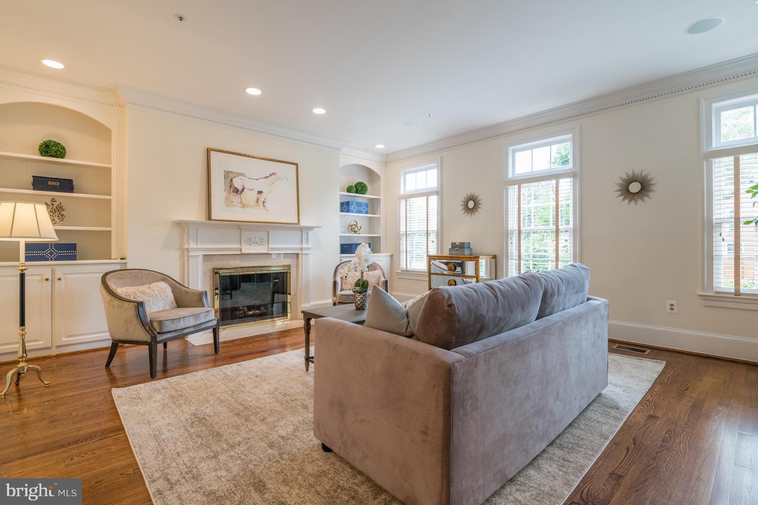 HARBORSIDE - Residential