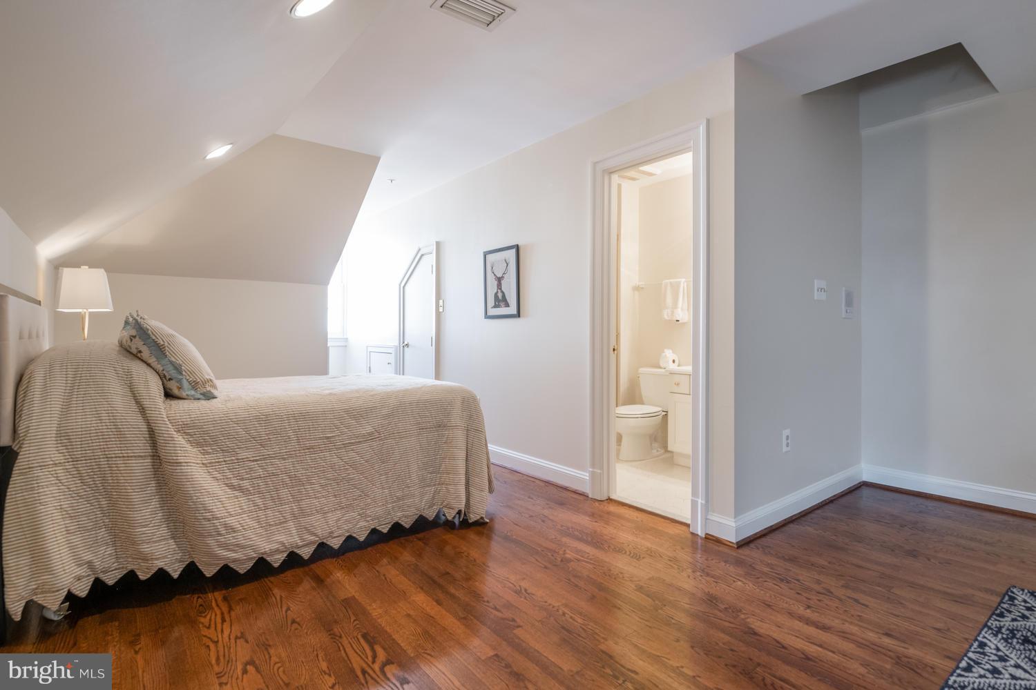 HARBORSIDE - Residential