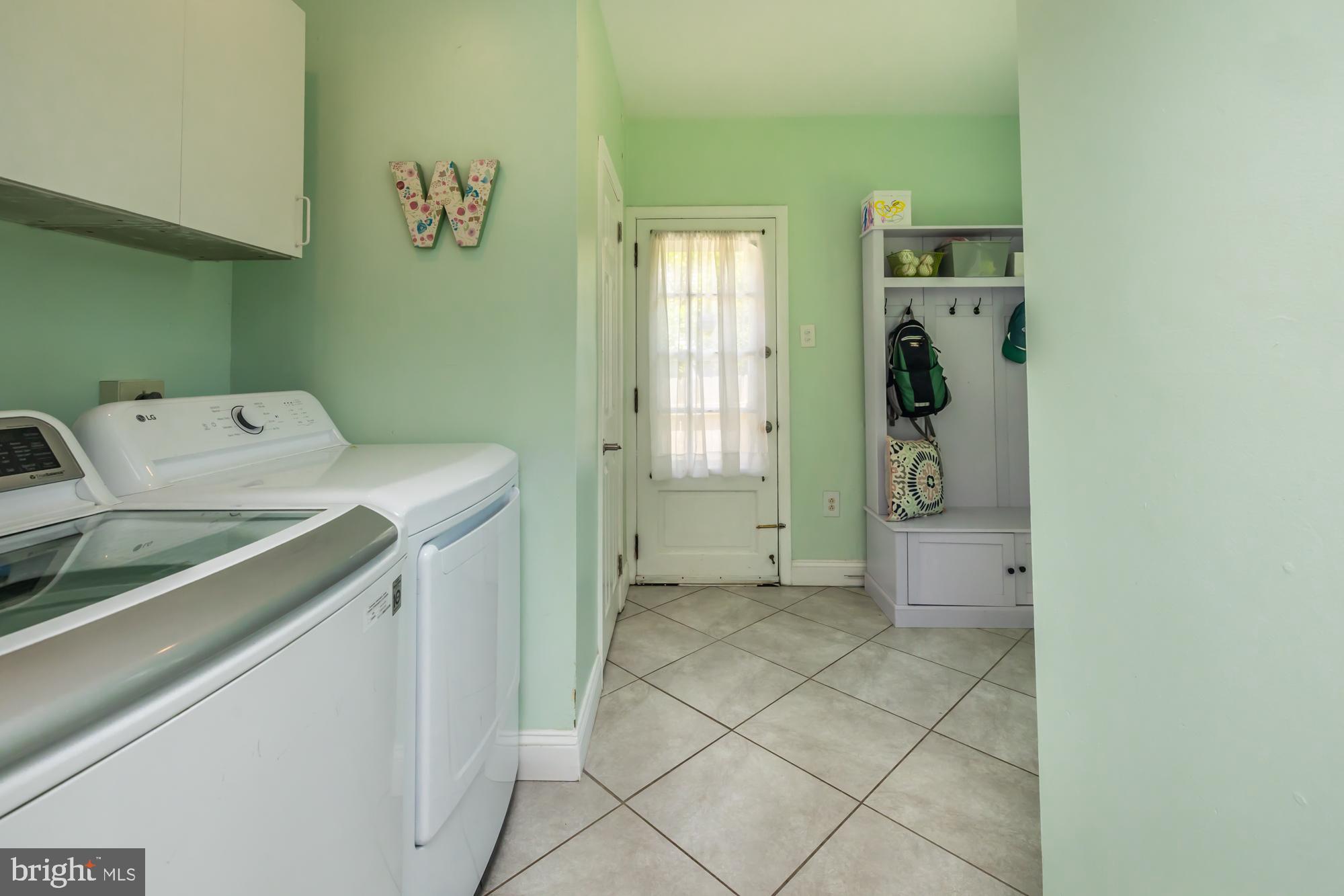 LAFAYETTE HILL - Residential