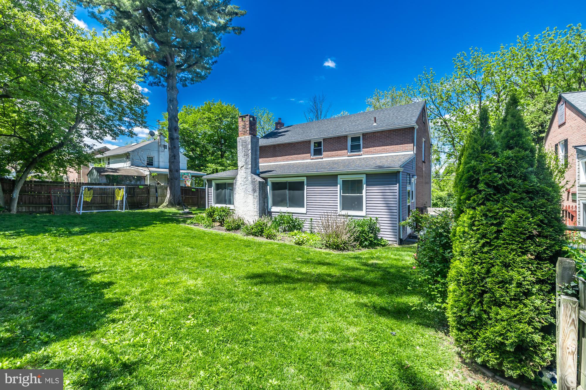 LAFAYETTE HILL - Residential
