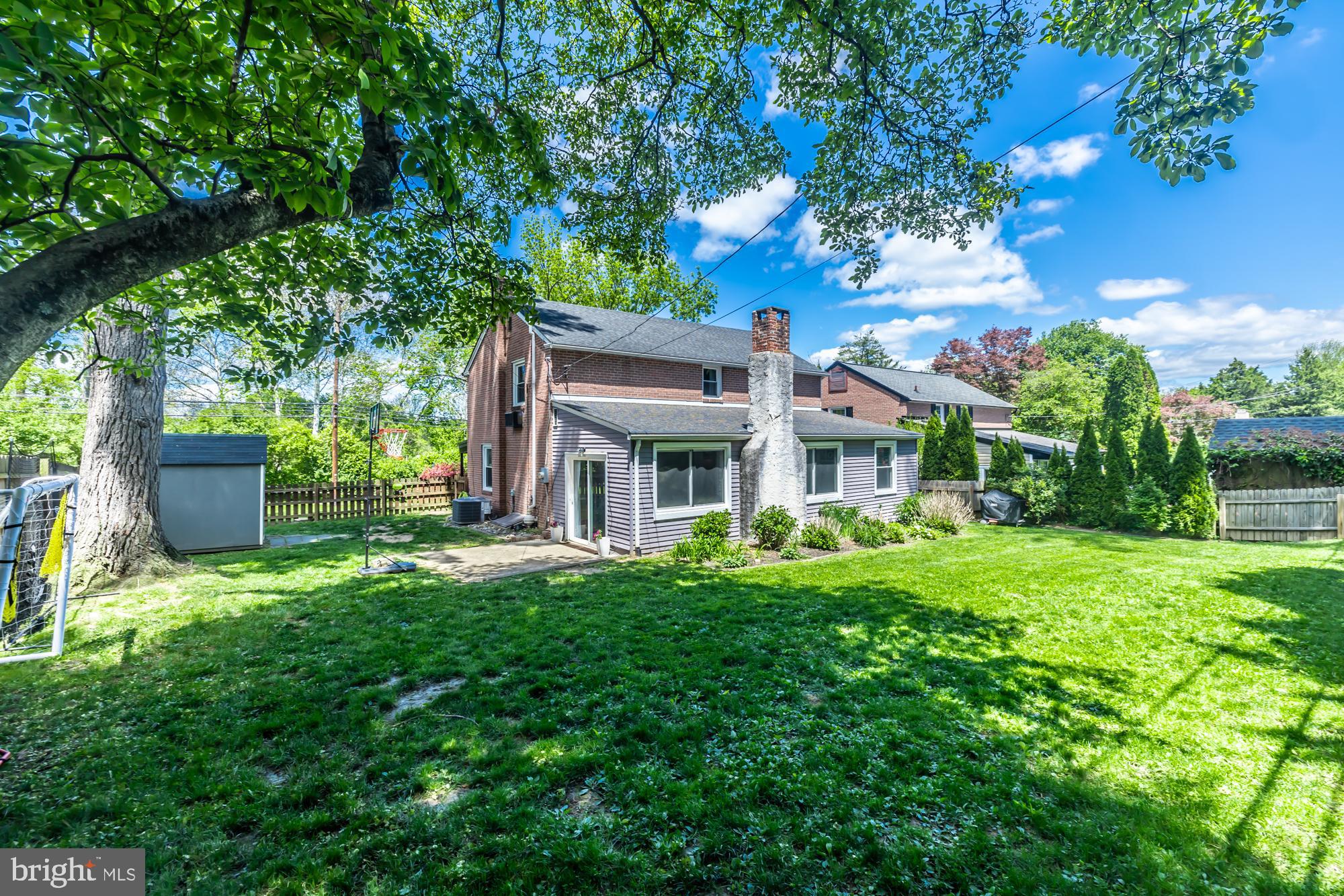 LAFAYETTE HILL - Residential