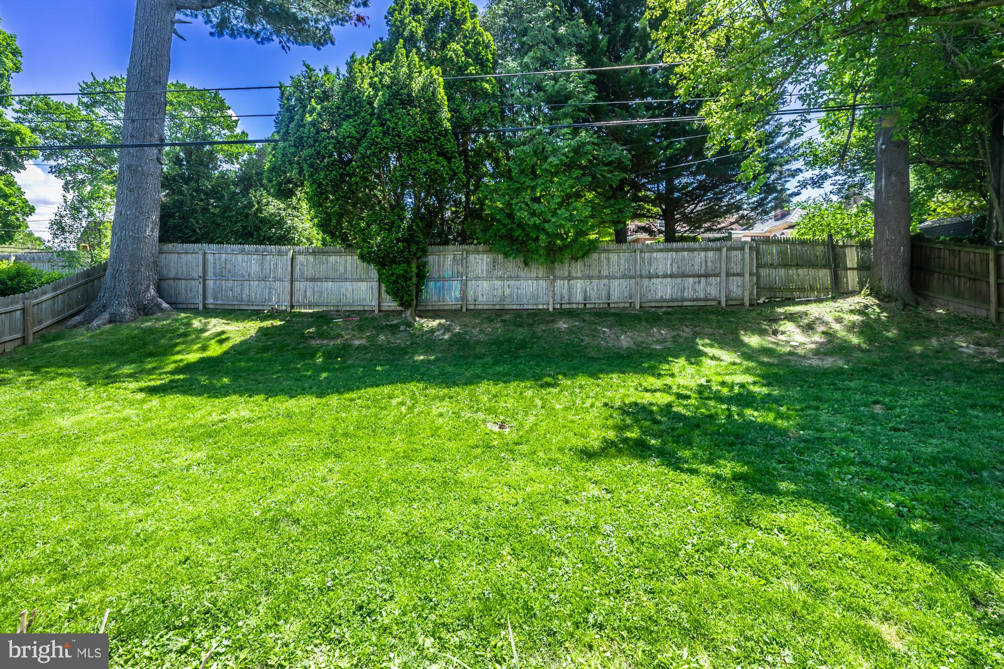 LAFAYETTE HILL - Residential