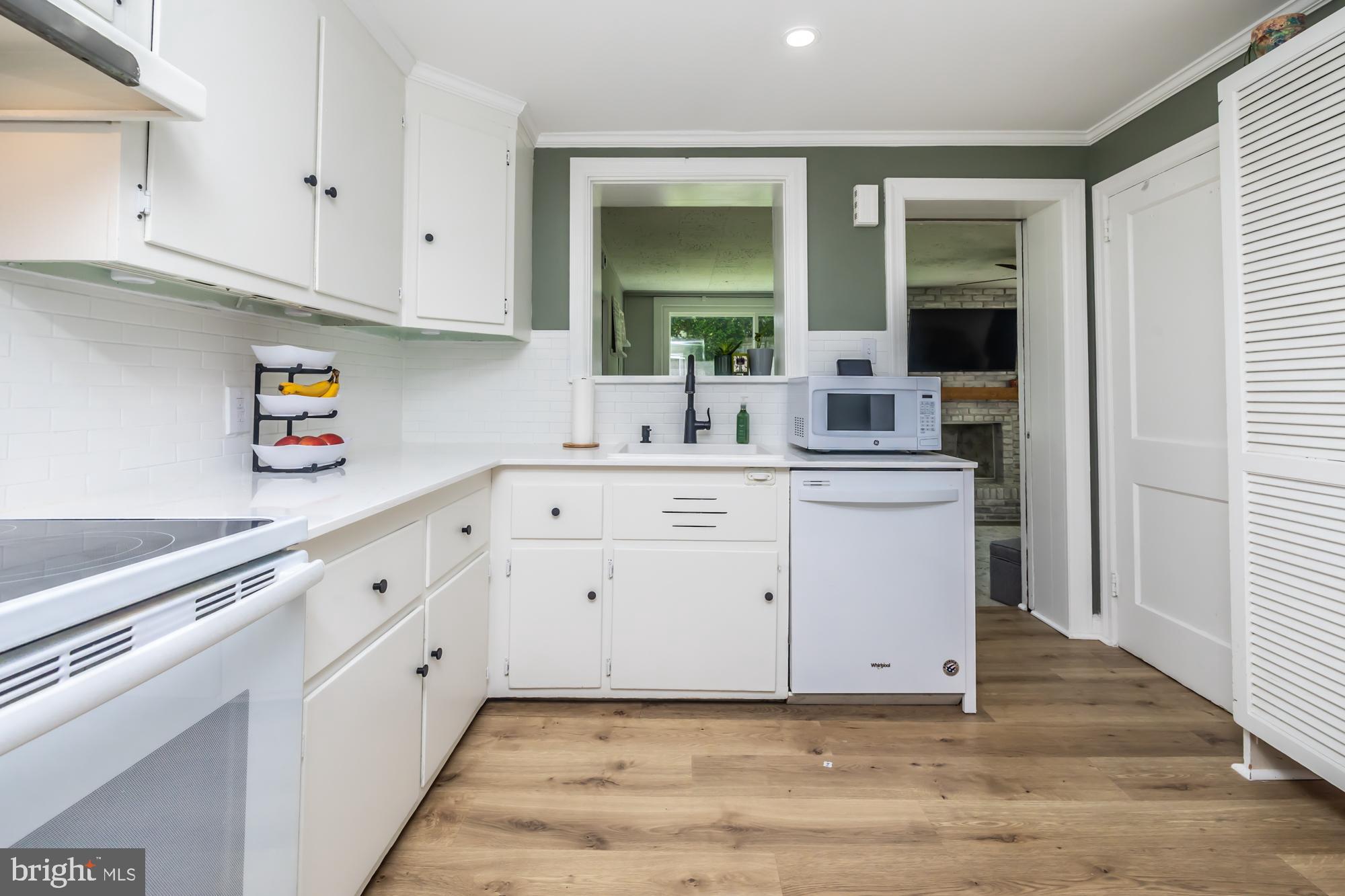 LAFAYETTE HILL - Residential