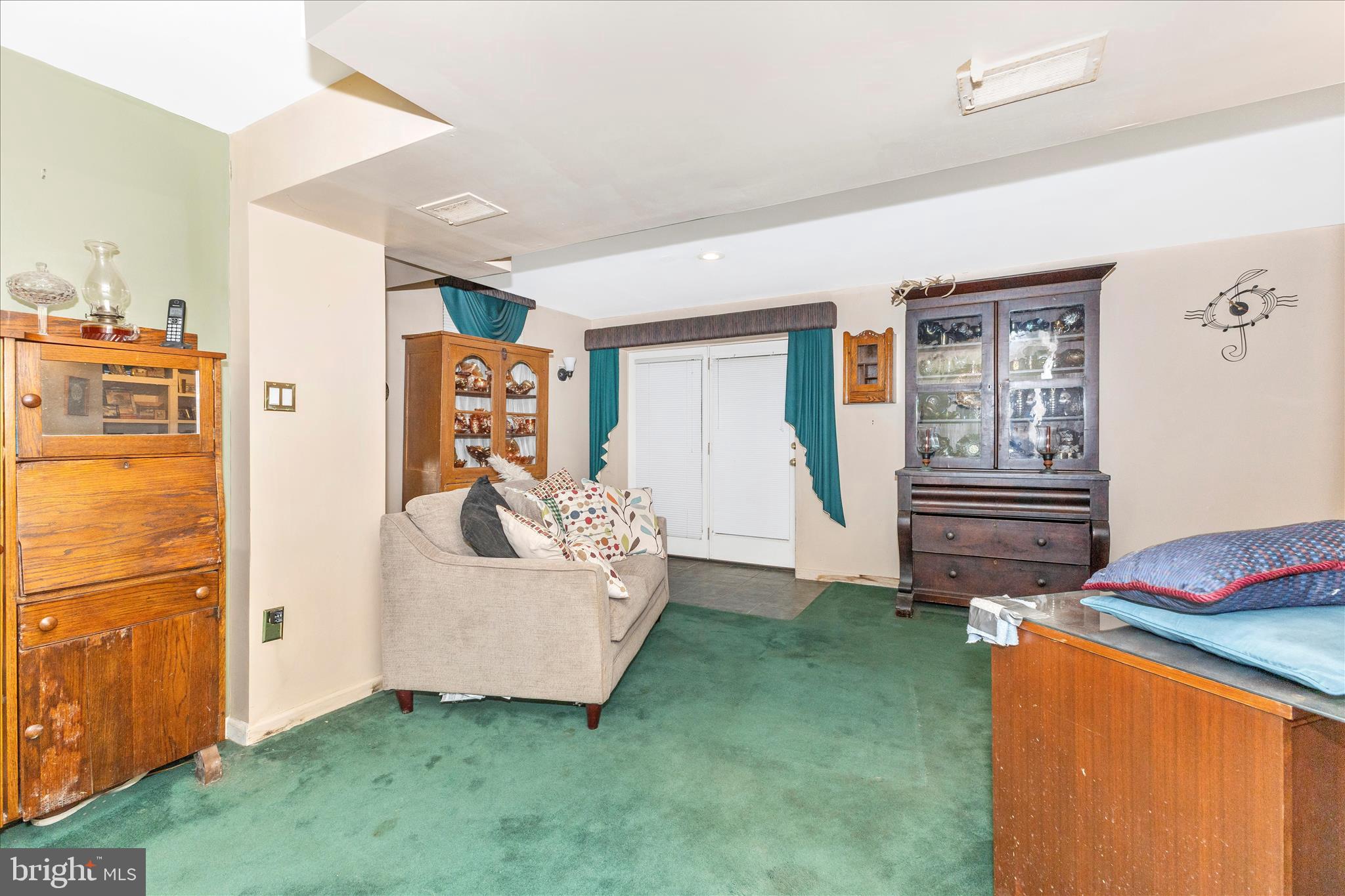 DOUGLAS PARK - Residential