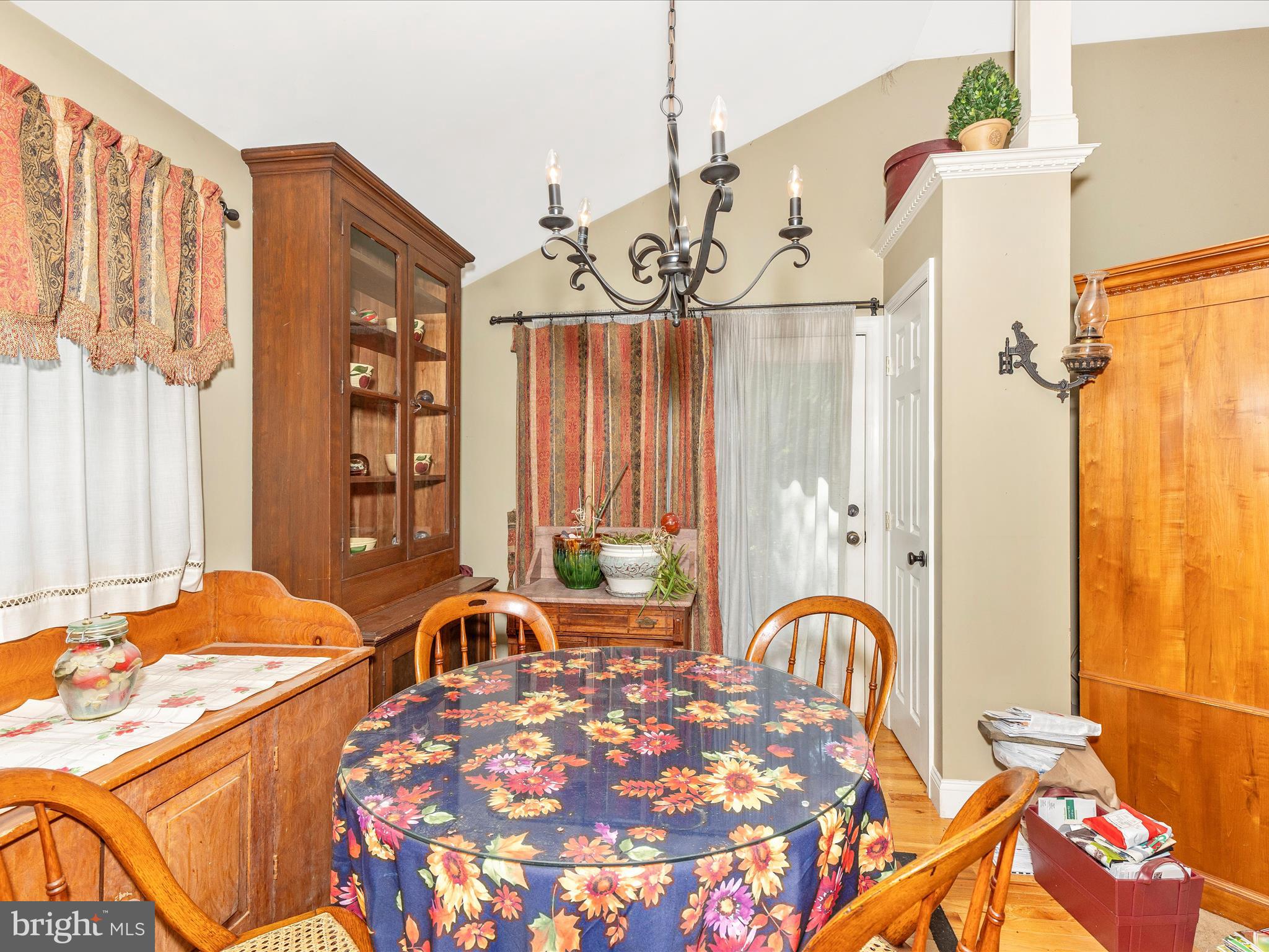 DOUGLAS PARK - Residential