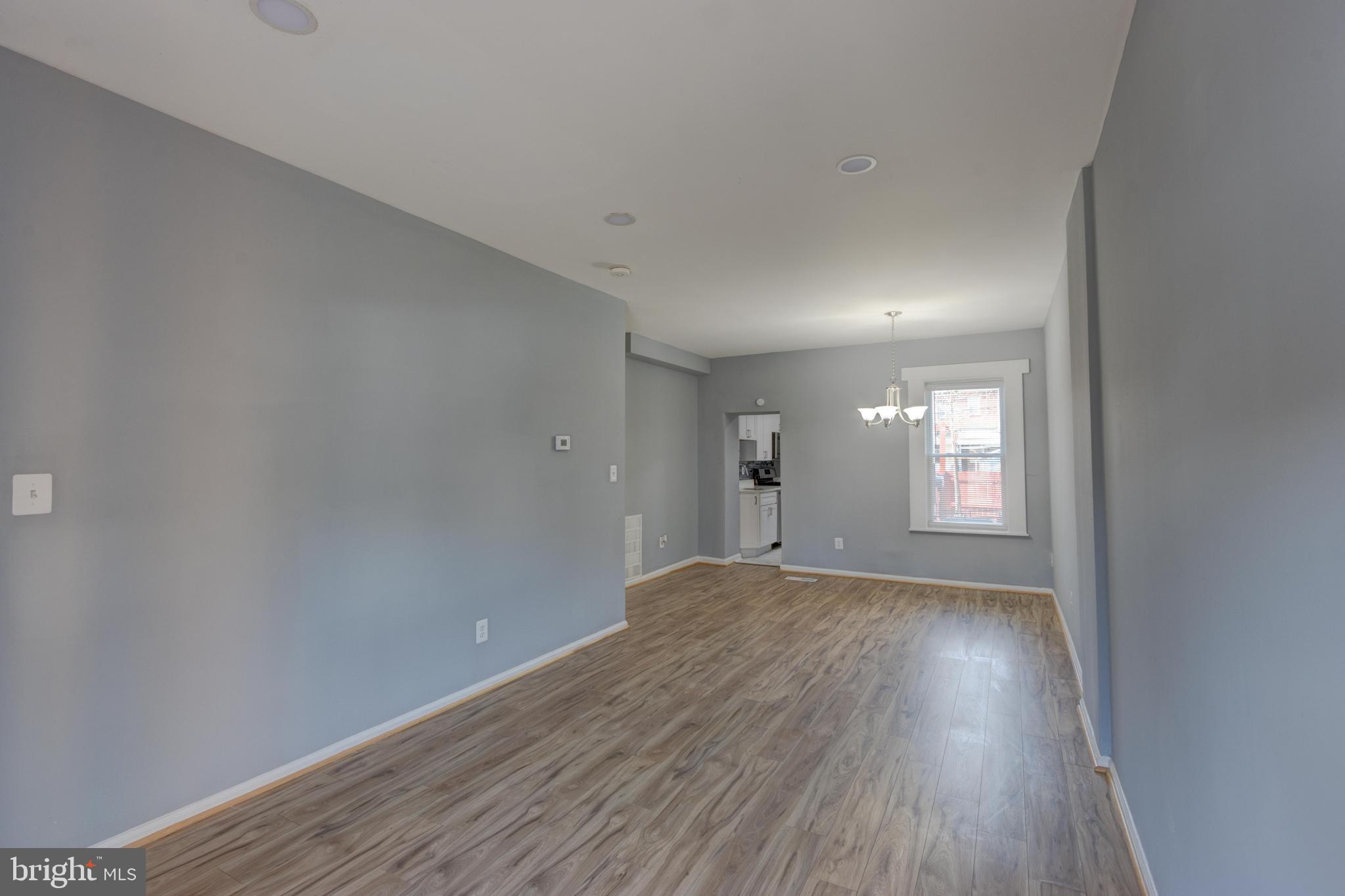 HIGHLANDTOWN - Residential