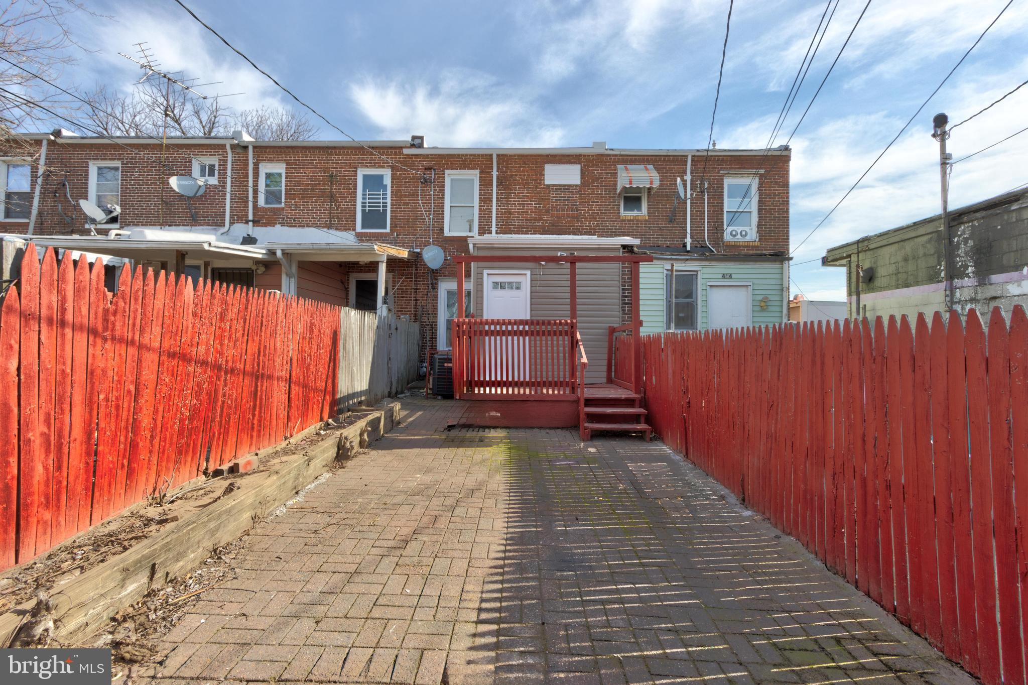 HIGHLANDTOWN - Residential