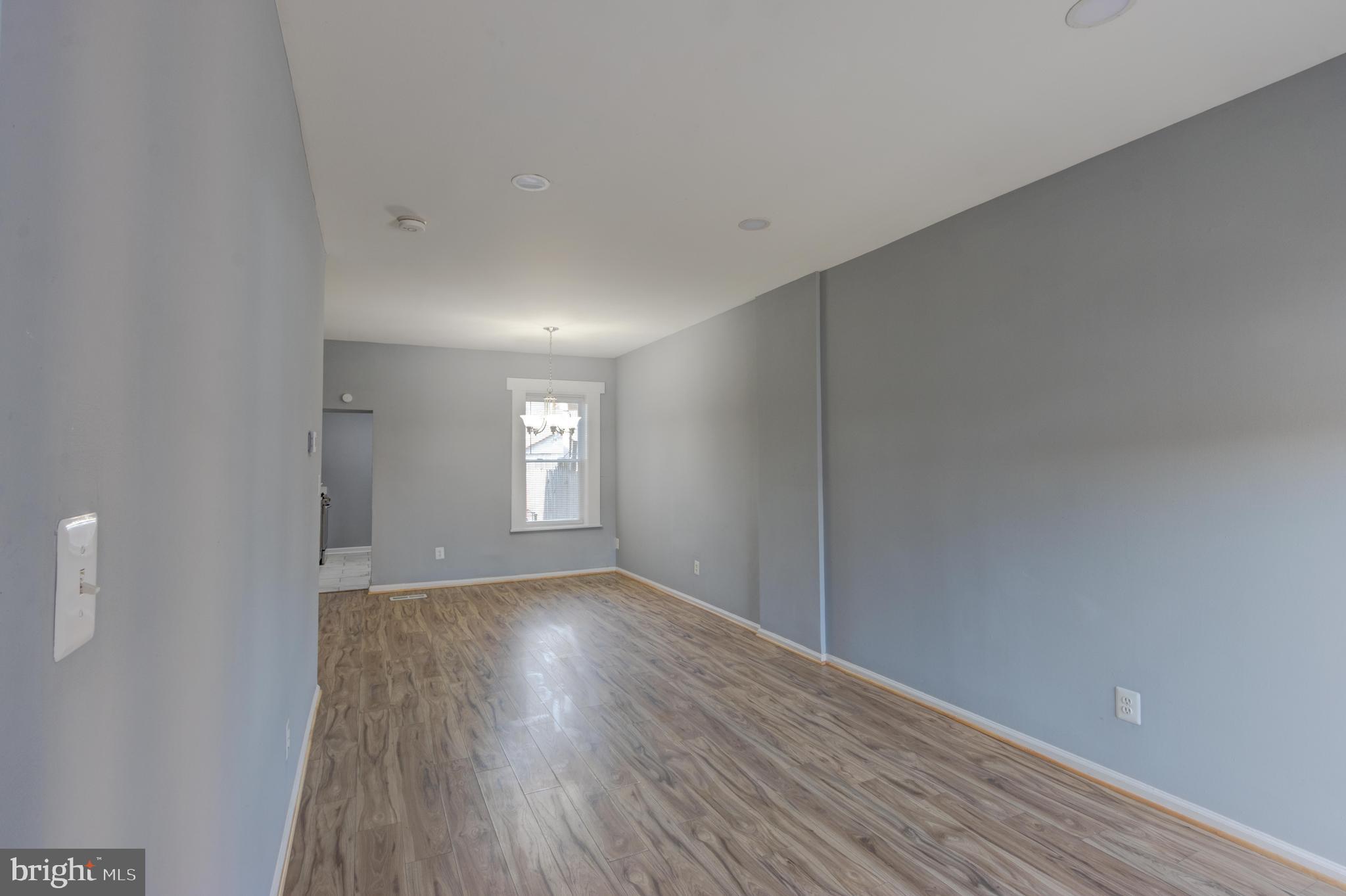 HIGHLANDTOWN - Residential