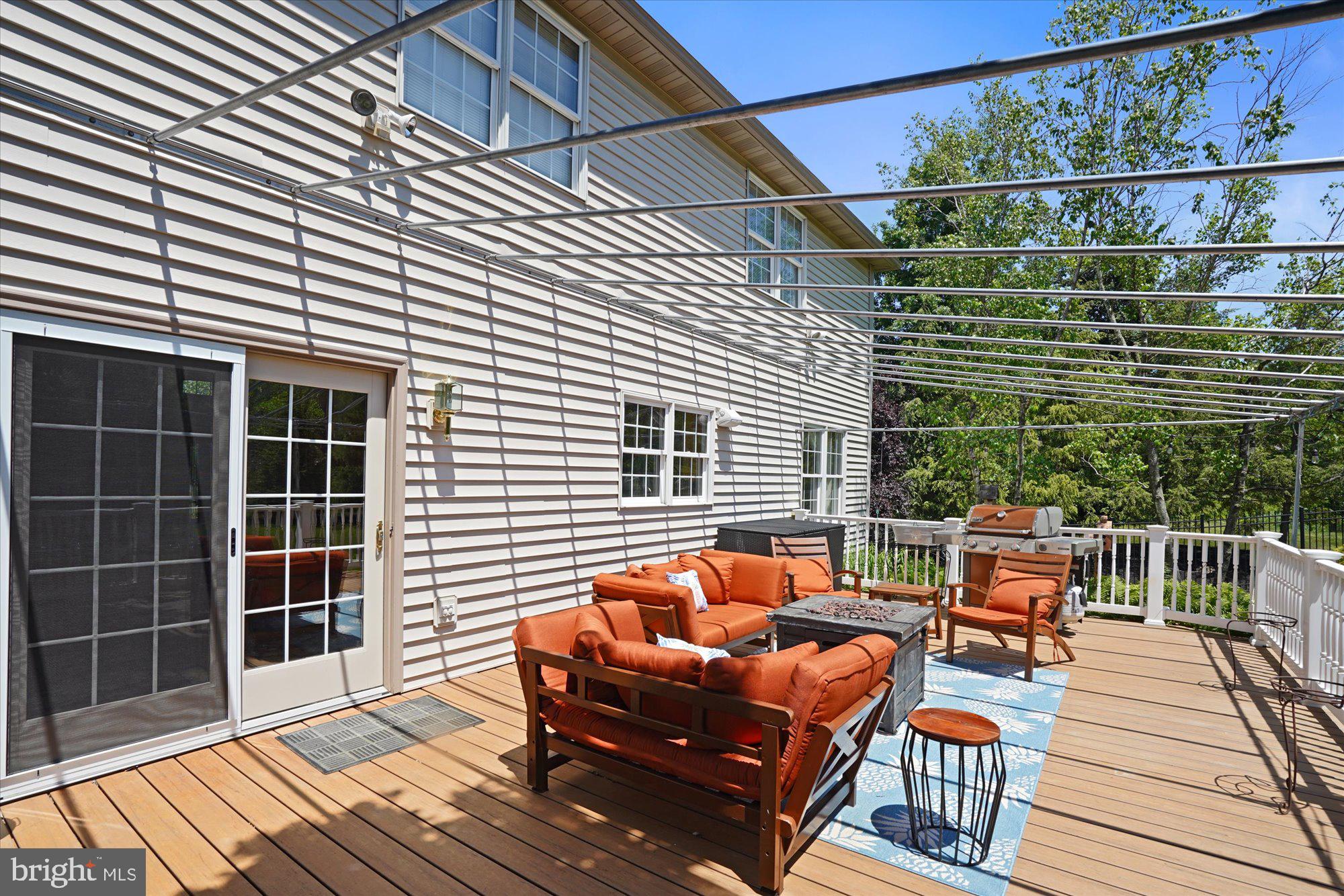 EXETER GOLF CLUB E - Residential