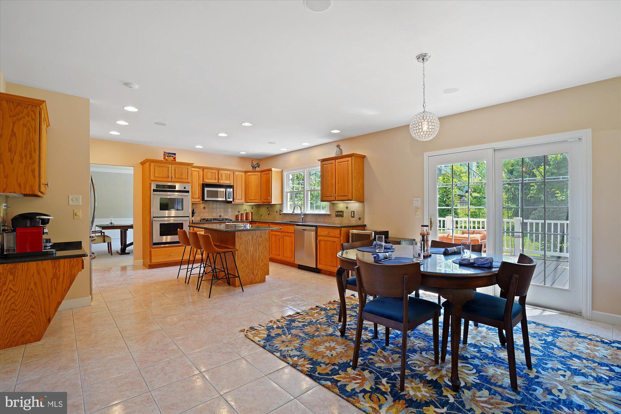 EXETER GOLF CLUB E - Residential