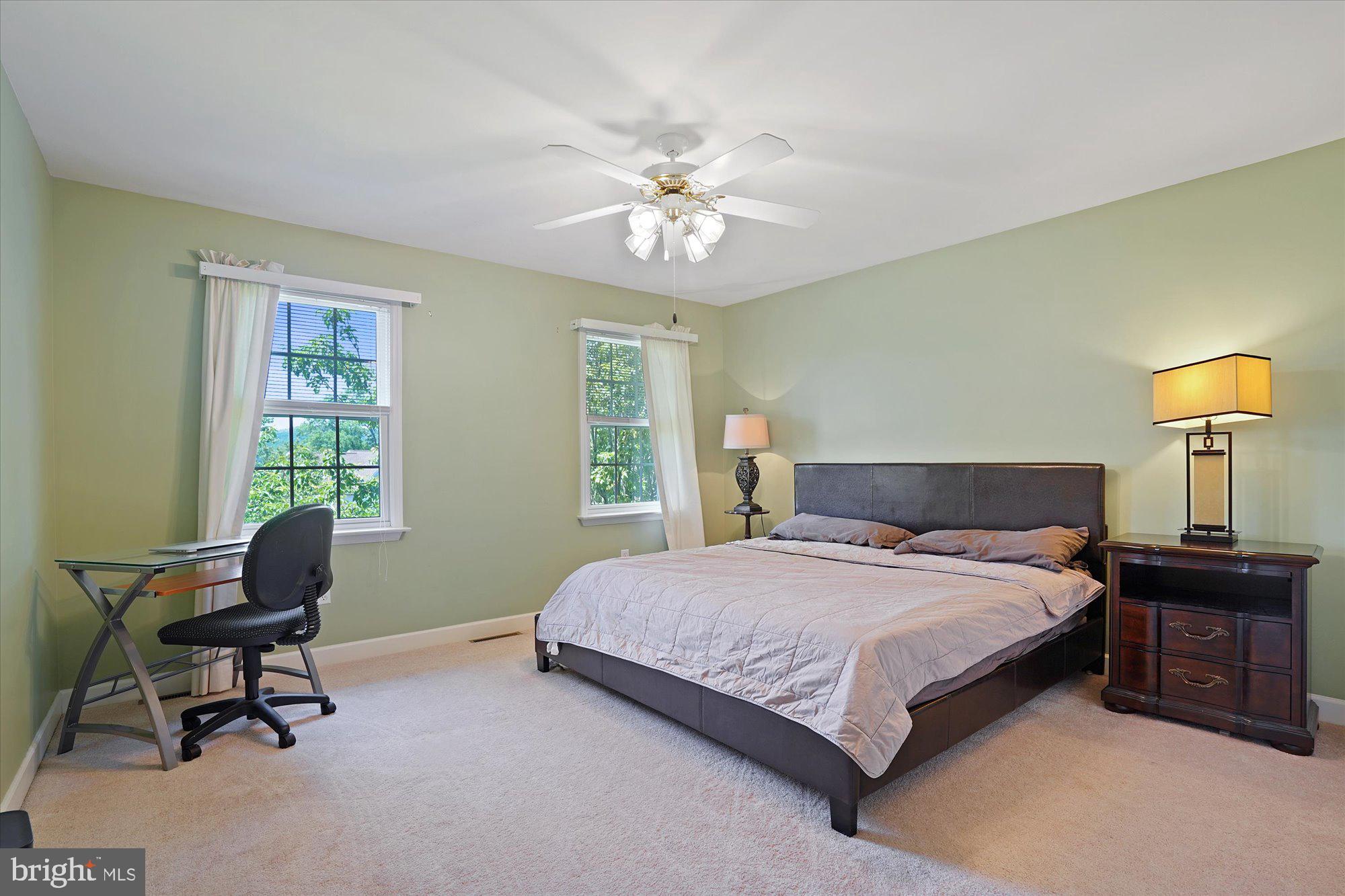 EXETER GOLF CLUB E - Residential