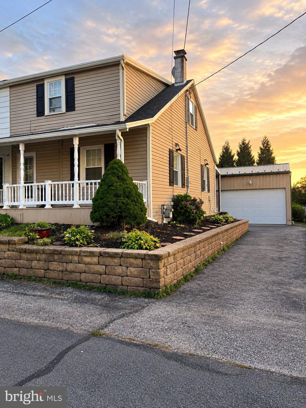 Photo of 1170 Margaret Street, YORK, PA 17408 (MLS # PAYK2112998)