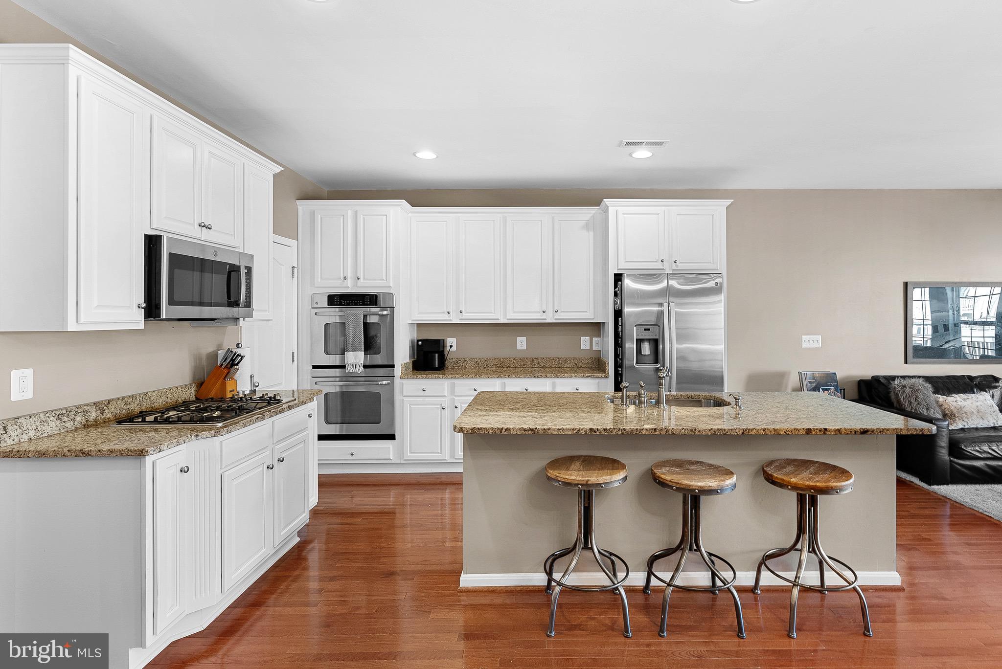 43584 POPES CREEK SQUARE