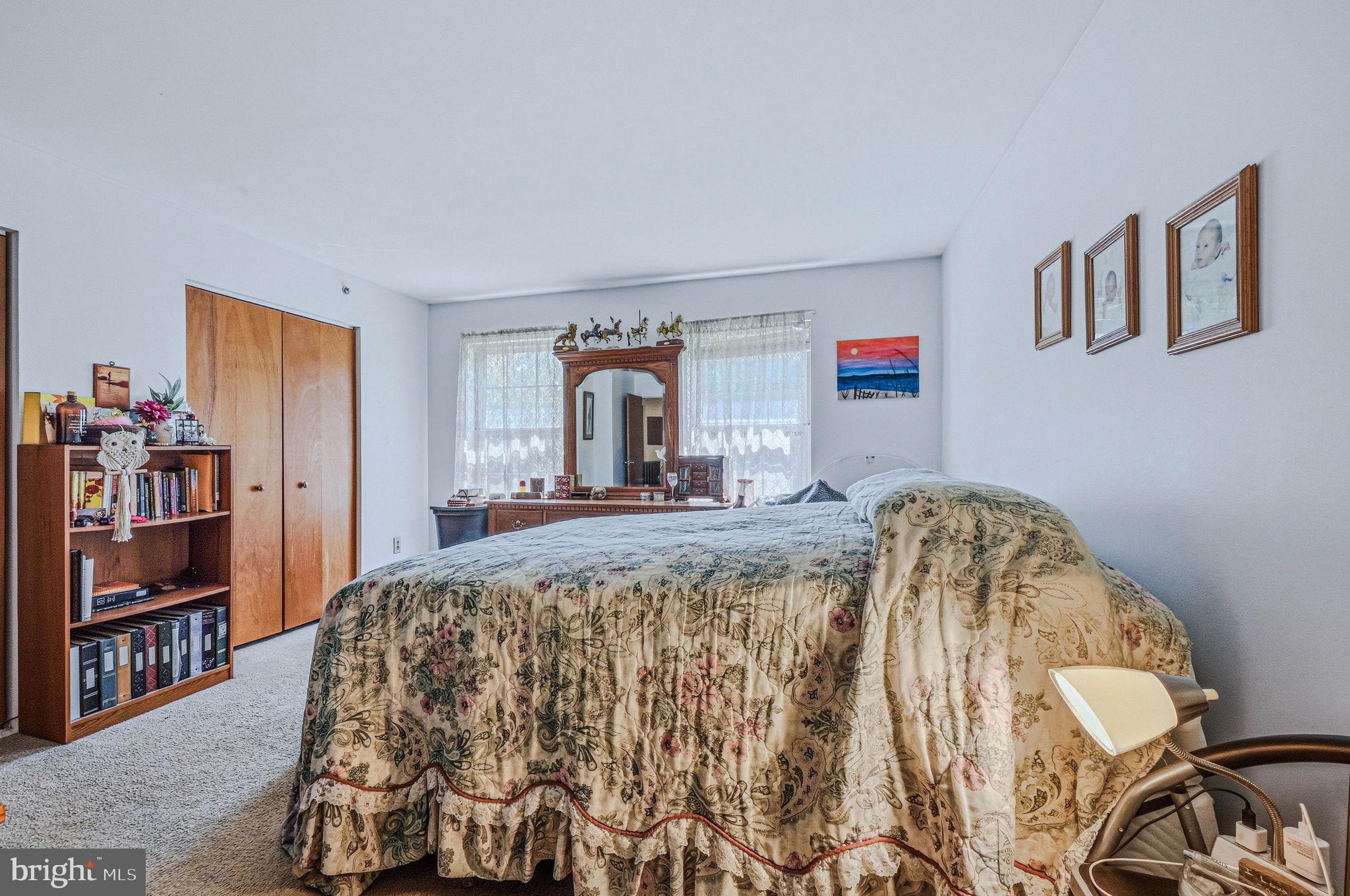 STONES THROW - Residential