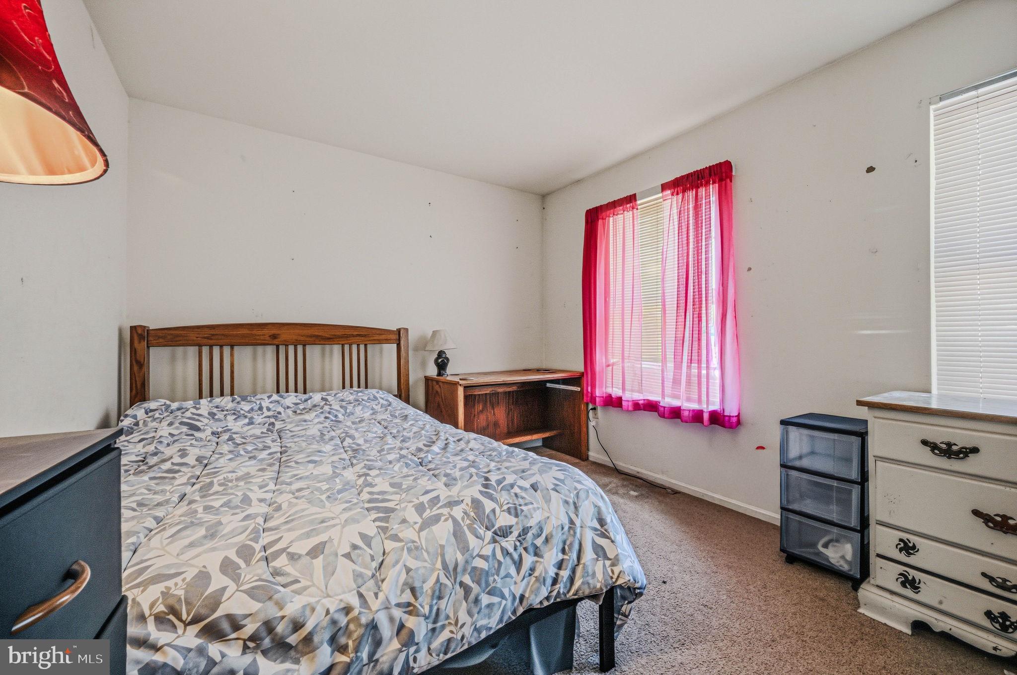 STONES THROW - Residential