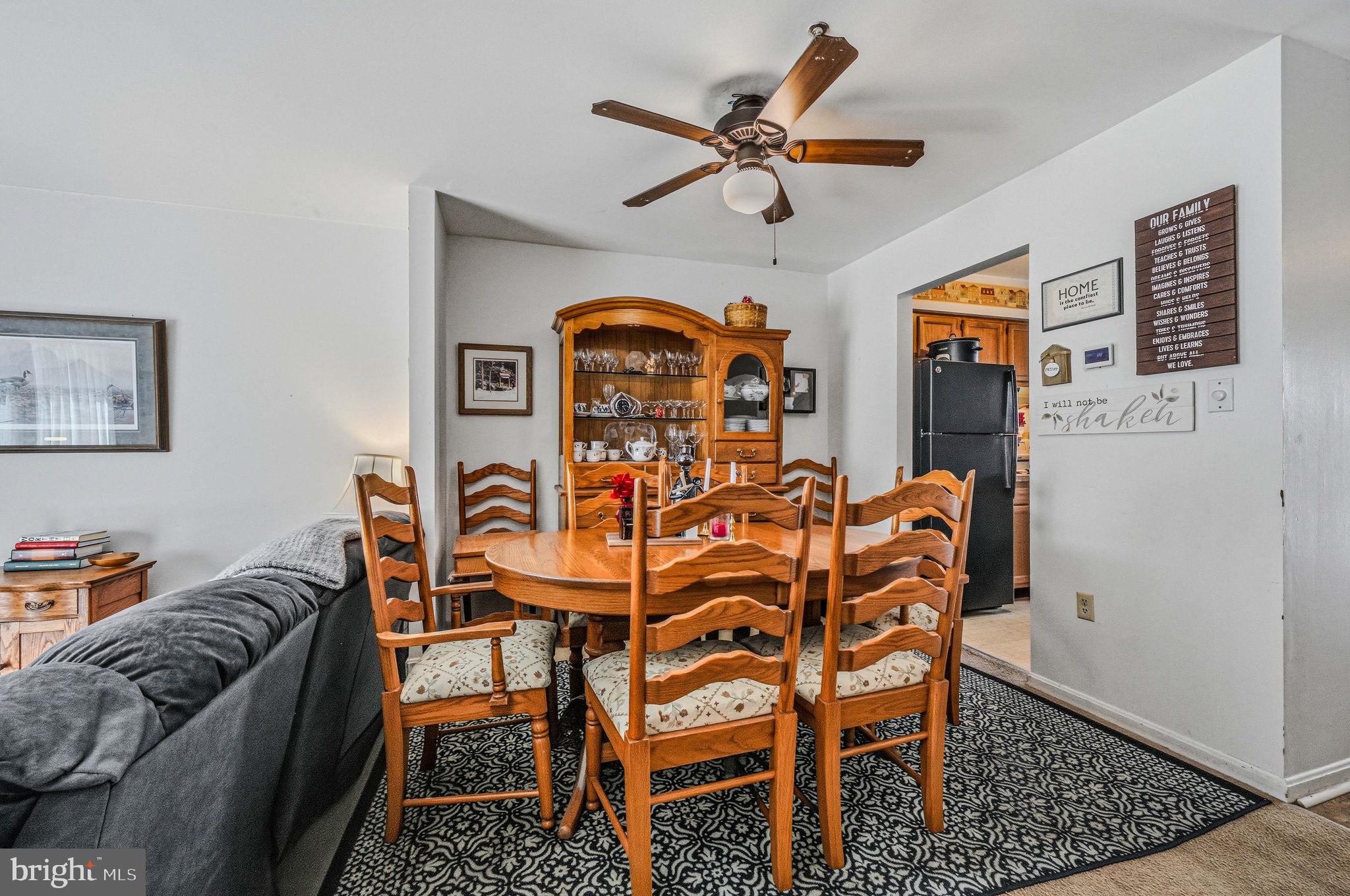 STONES THROW - Residential