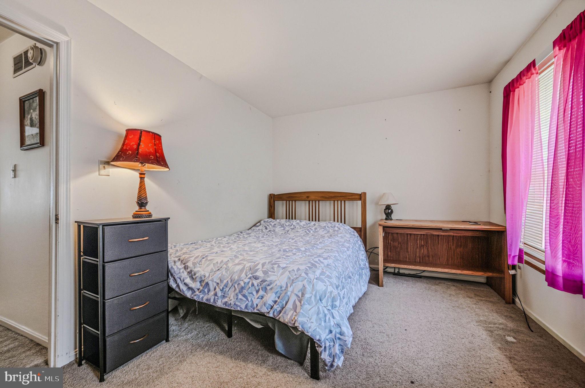 STONES THROW - Residential